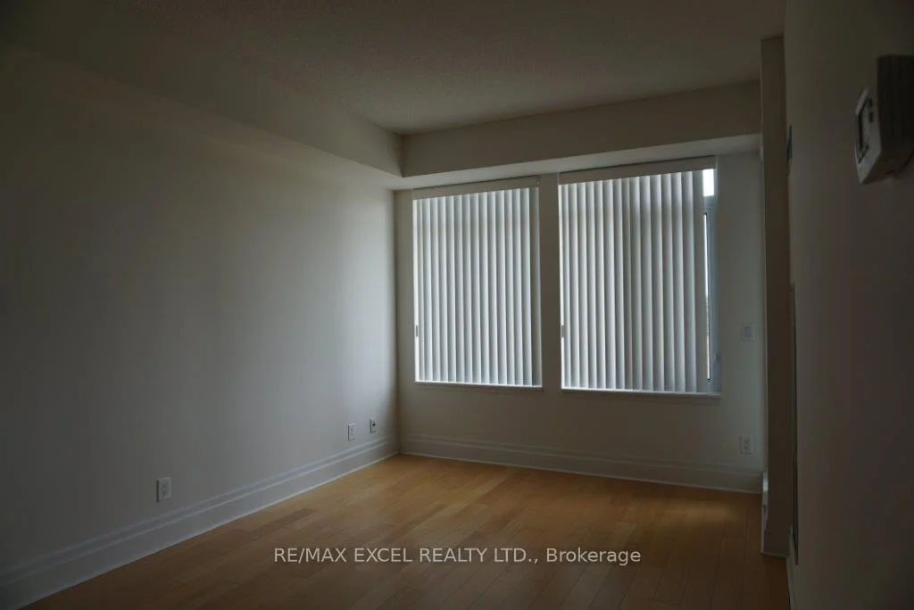 Photo 8 of Unit 312, 151 Upper Duke Crescent, Markham, Unionville — HOMEH