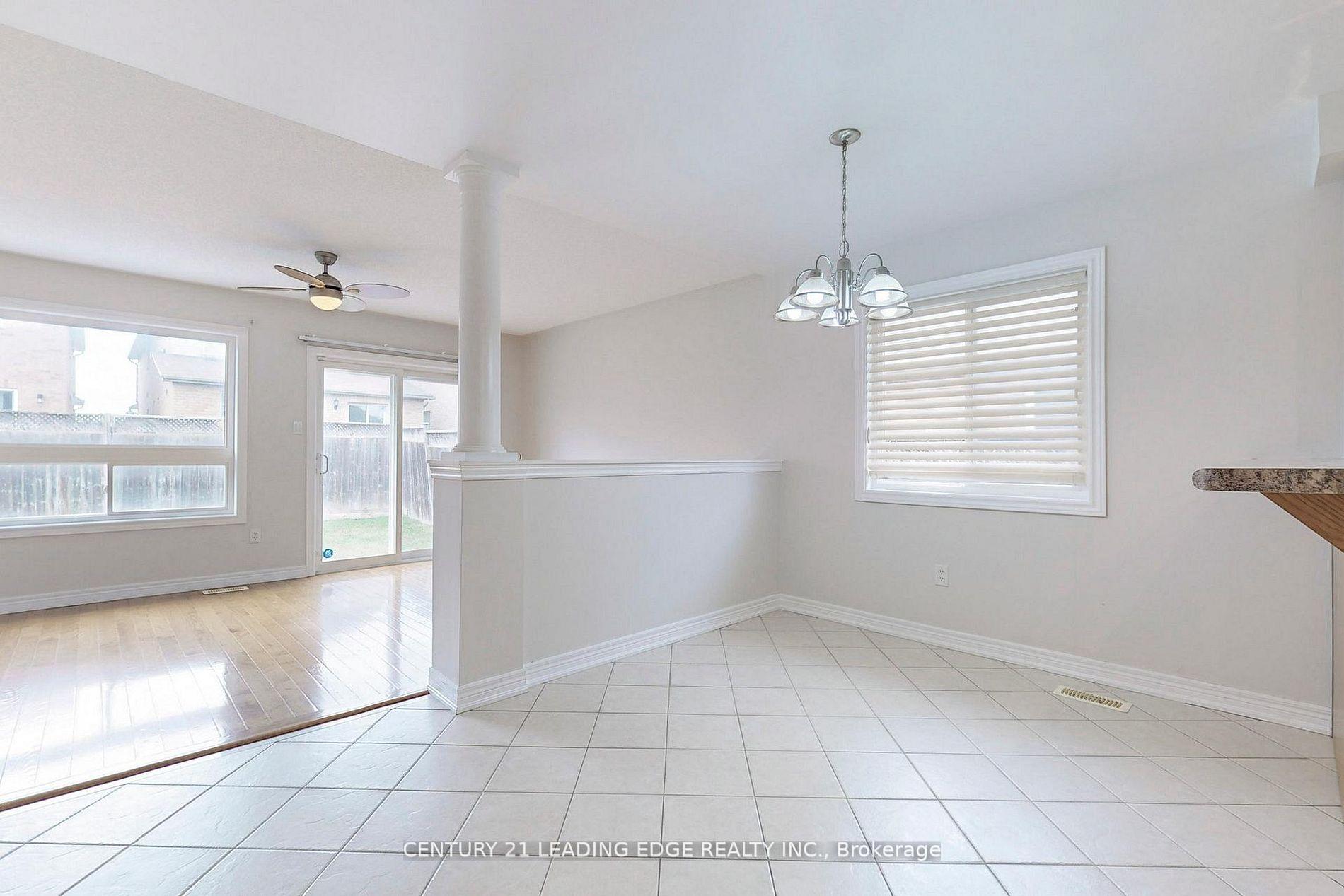 Photo 10 of 29 Pardon Ave, Whitby, Williamsburg — HOMEH