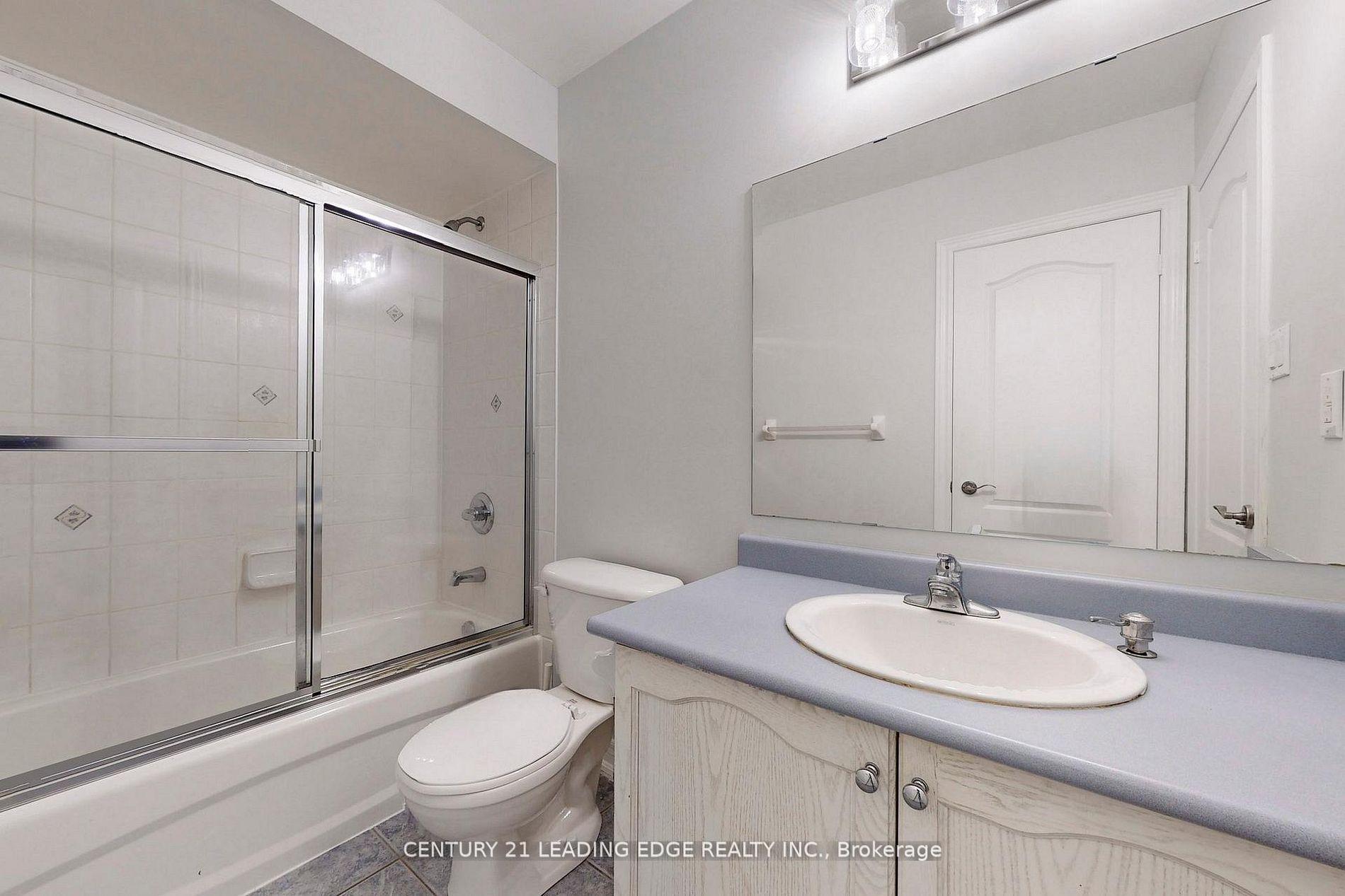 Photo 20 of 29 Pardon Ave, Whitby, Williamsburg — HOMEH