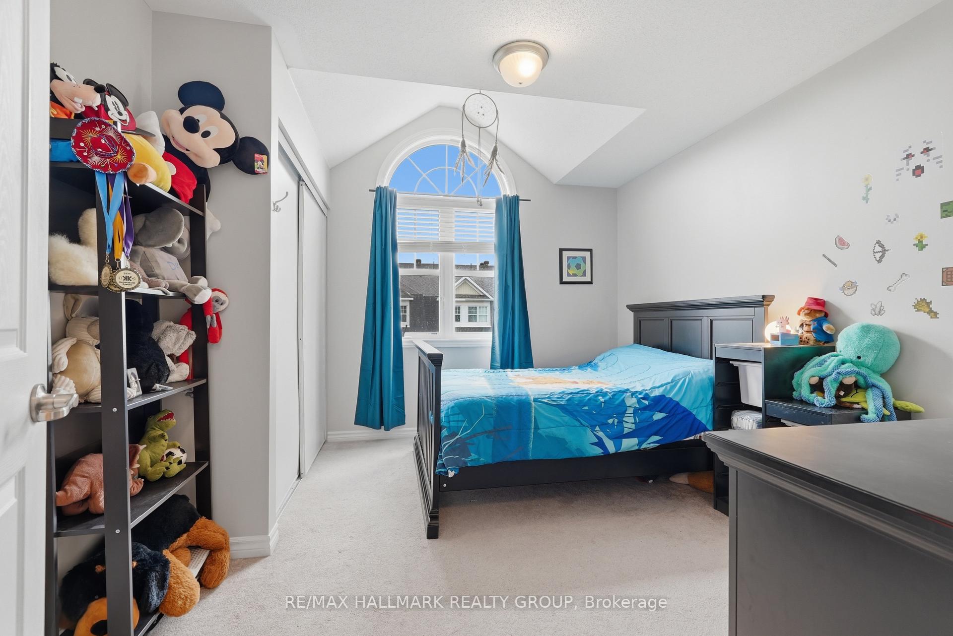 Photo 25 of 588 Foxlight Circle, Ottawa, Kanata - Emerald Meadows/Trailwest — HOMEH