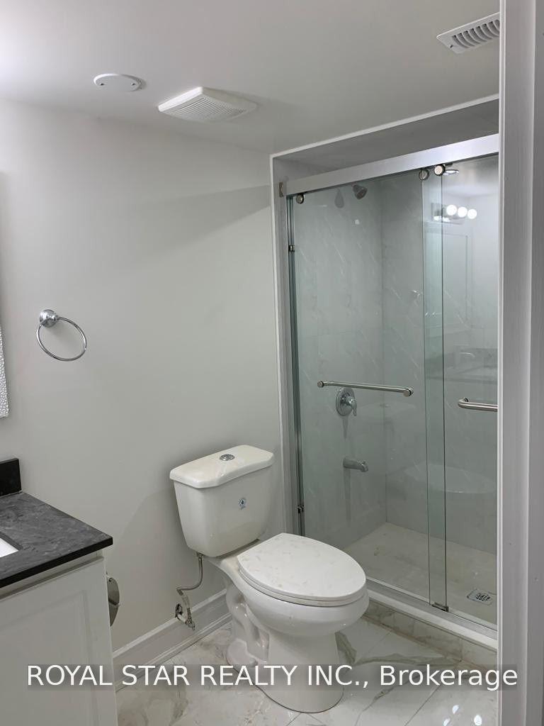 Photo 7 of Unit Bsmt, 85 Coastline Drive, Brampton, Bram West — HOMEH