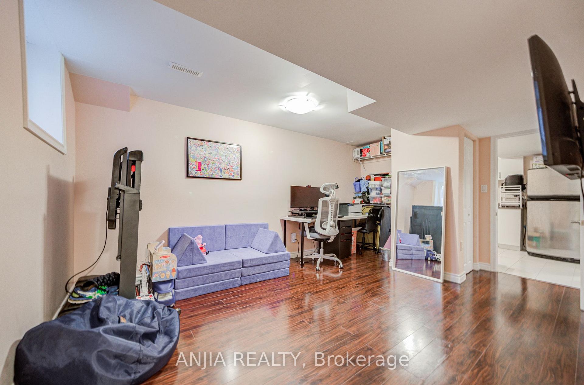 Photo 52 of 8 Maresfield Drive, Scarborough, Milliken — HOMEH