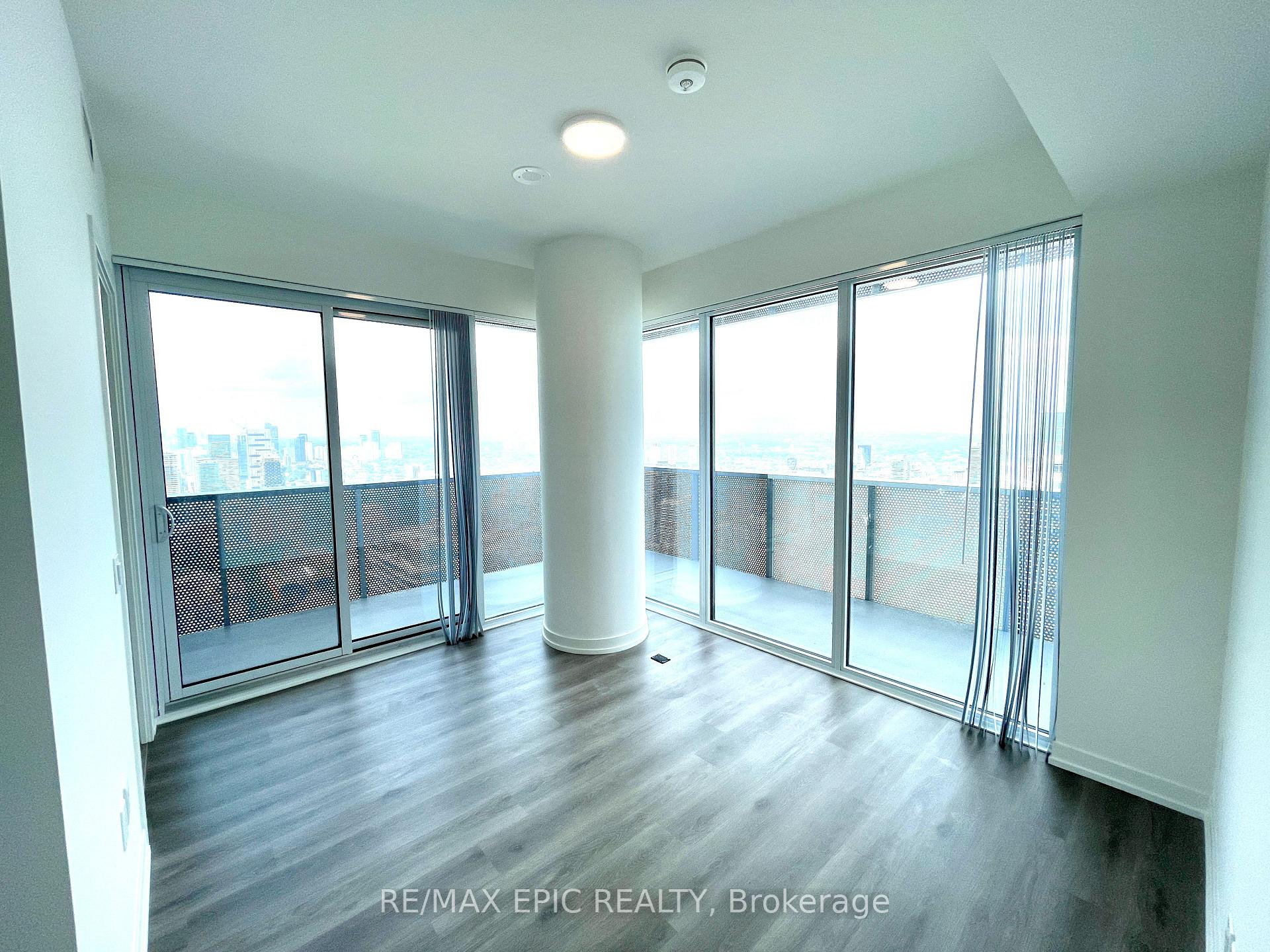 Photo 11 of Unit 5603, 138 Downes Street, Toronto, Waterfront Communities — HOMEH