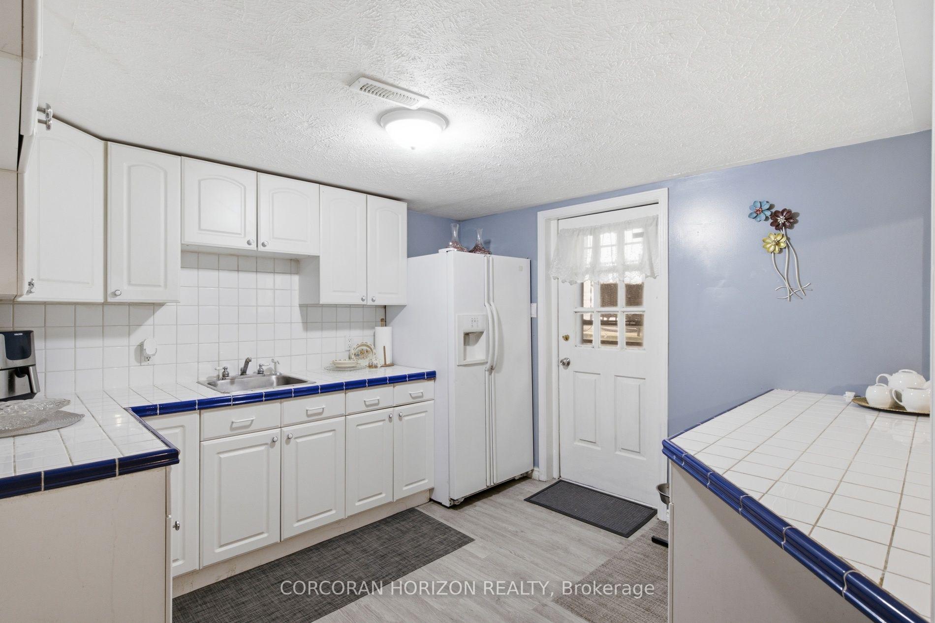 Photo 29 of 13 Mercer Road, Cambridge, Elgin Park/Coronation — HOMEH