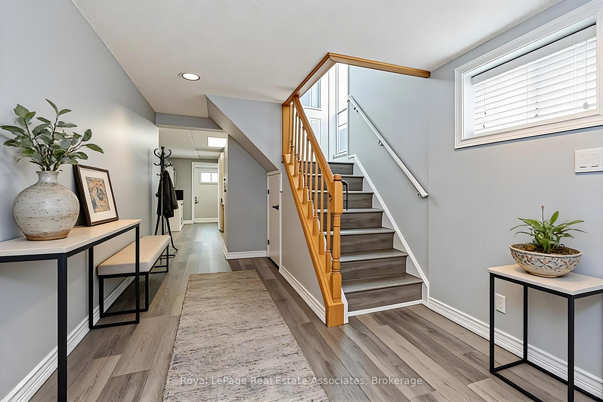 Photo 25 of 139 Vodden Street E, Brampton, Brampton North — HOMEH