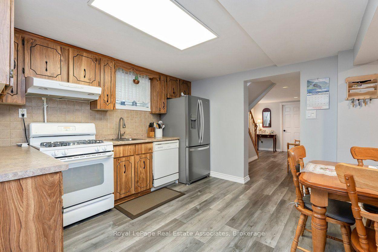 Photo 38 of 139 Vodden Street E, Brampton, Brampton North — HOMEH