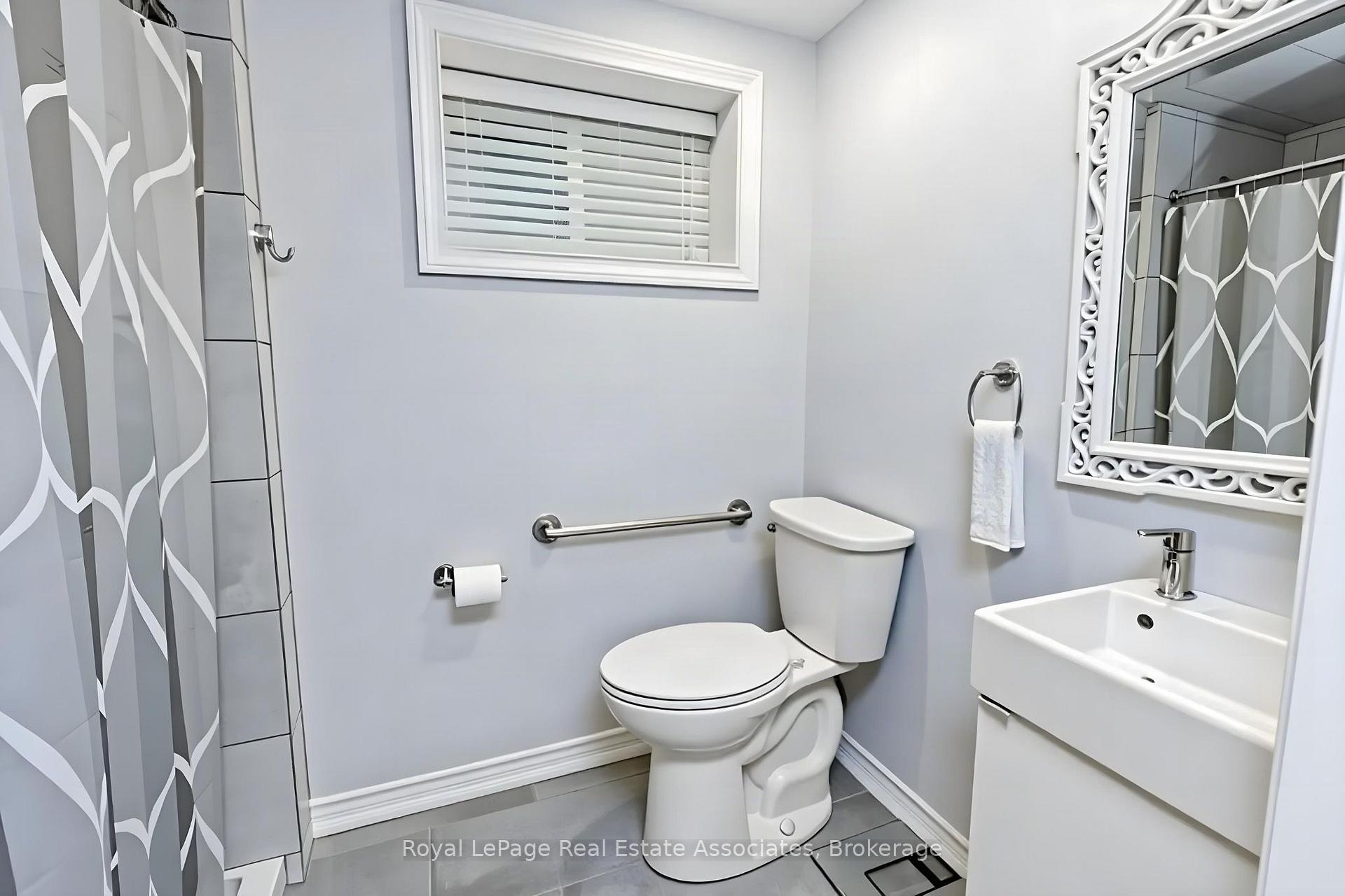 Photo 49 of 139 Vodden Street E, Brampton, Brampton North — HOMEH