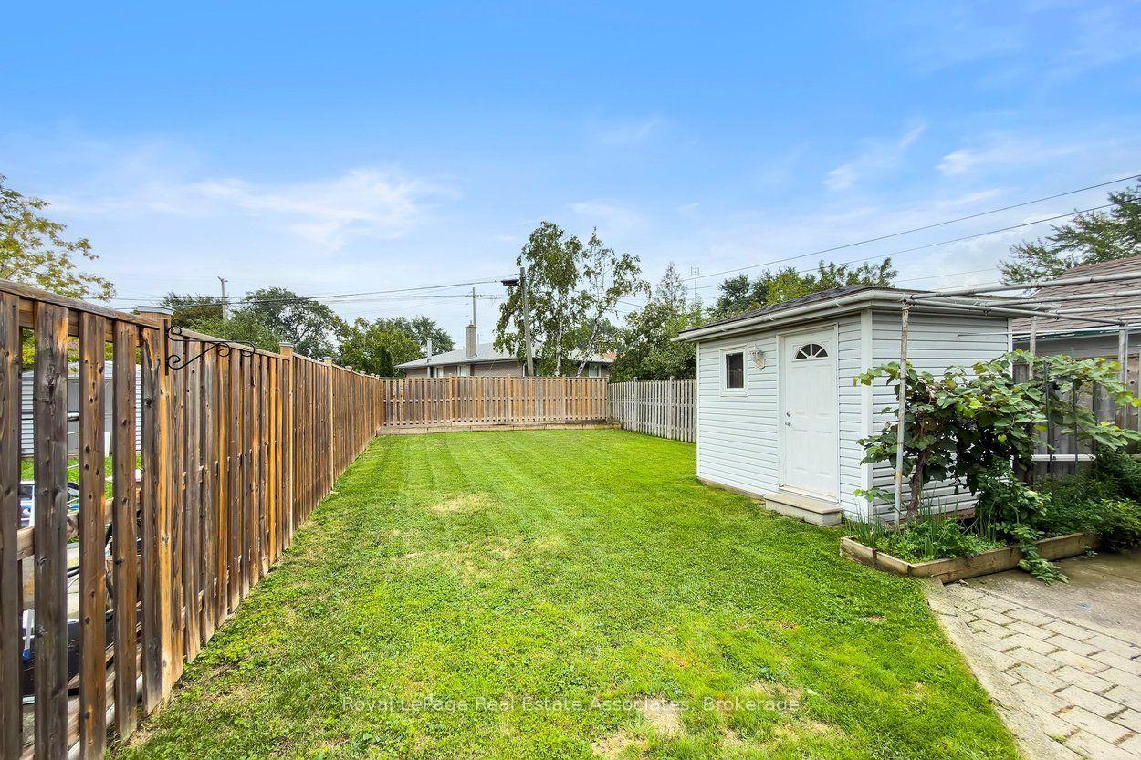 Photo 55 of 139 Vodden Street E, Brampton, Brampton North — HOMEH