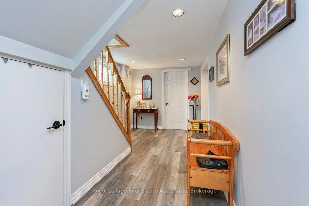 Photo 27 of 139 Vodden Street E, Brampton, Brampton North — HOMEH