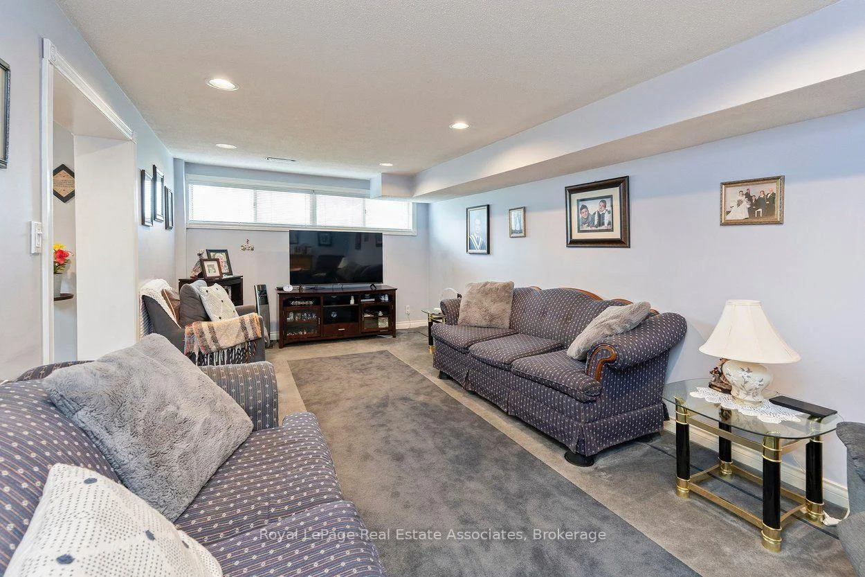 Photo 28 of 139 Vodden Street E, Brampton, Brampton North — HOMEH