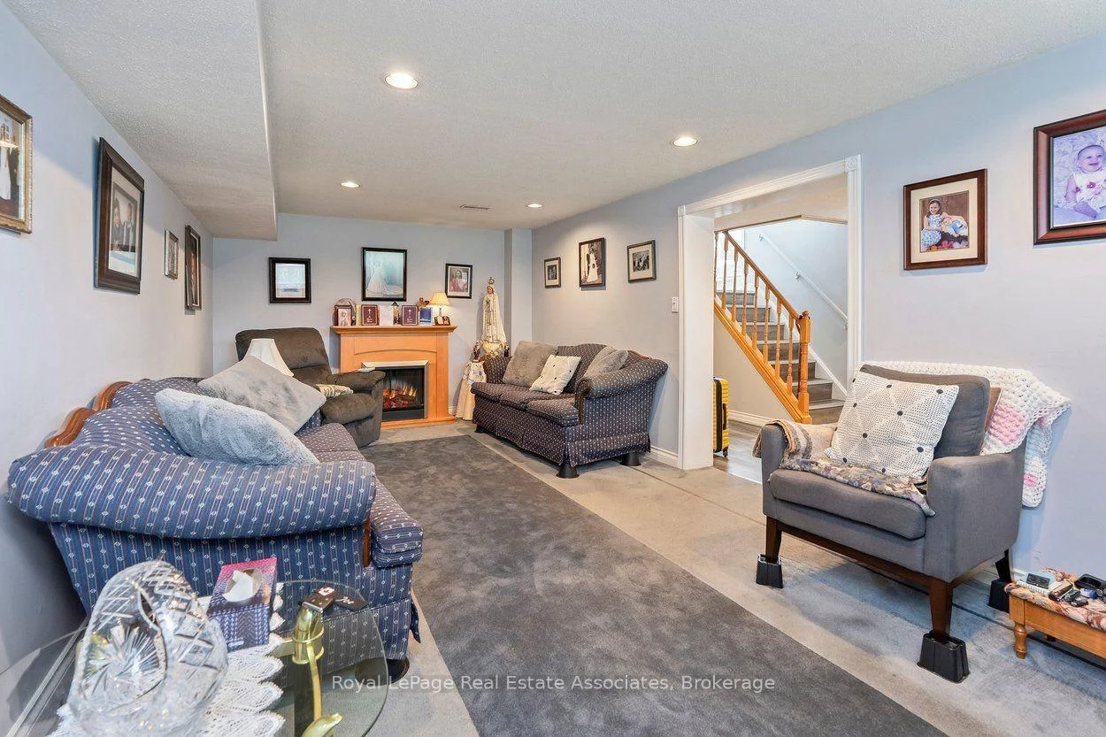Photo 35 of 139 Vodden Street E, Brampton, Brampton North — HOMEH