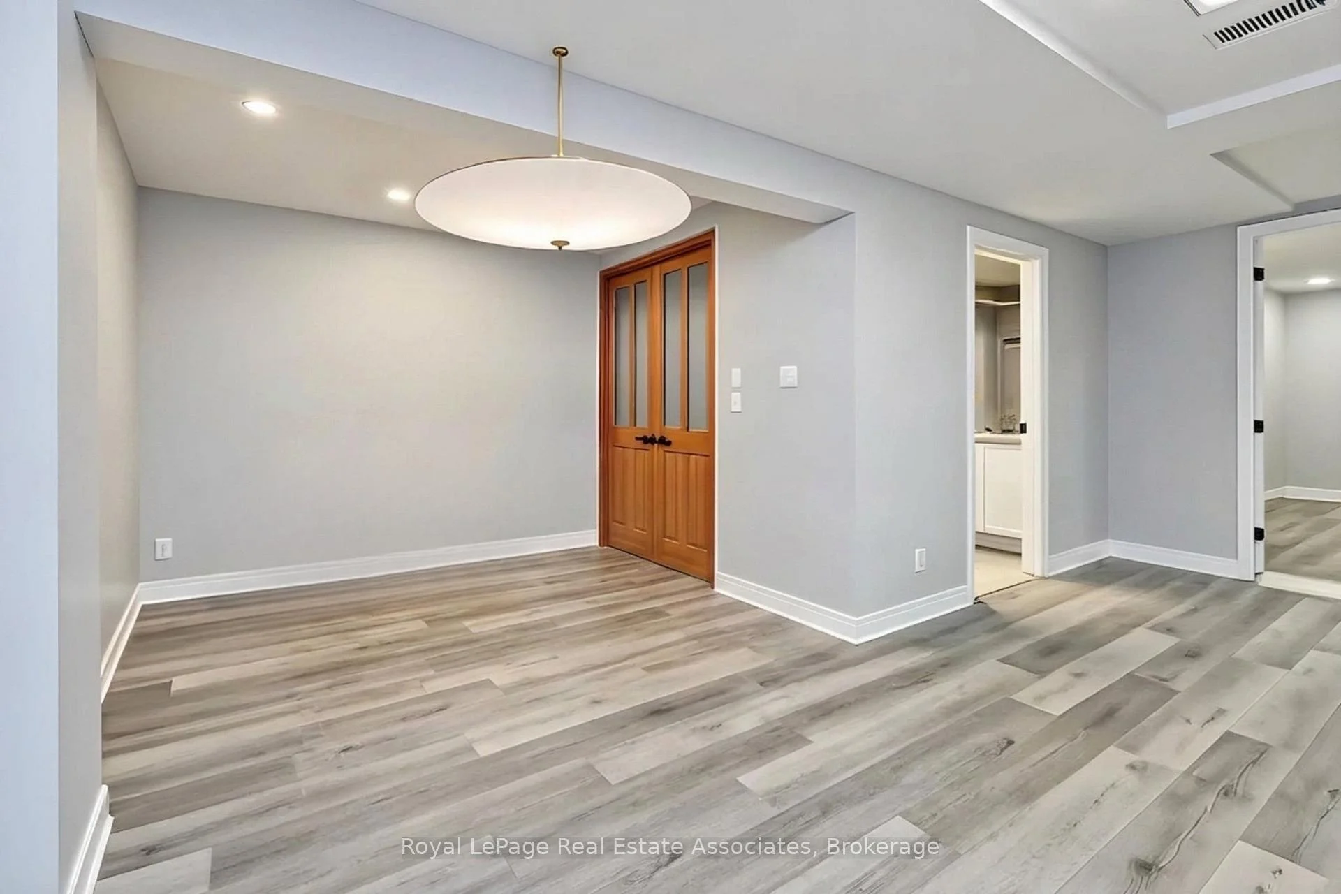 Photo 46 of 139 Vodden Street E, Brampton, Brampton North — HOMEH