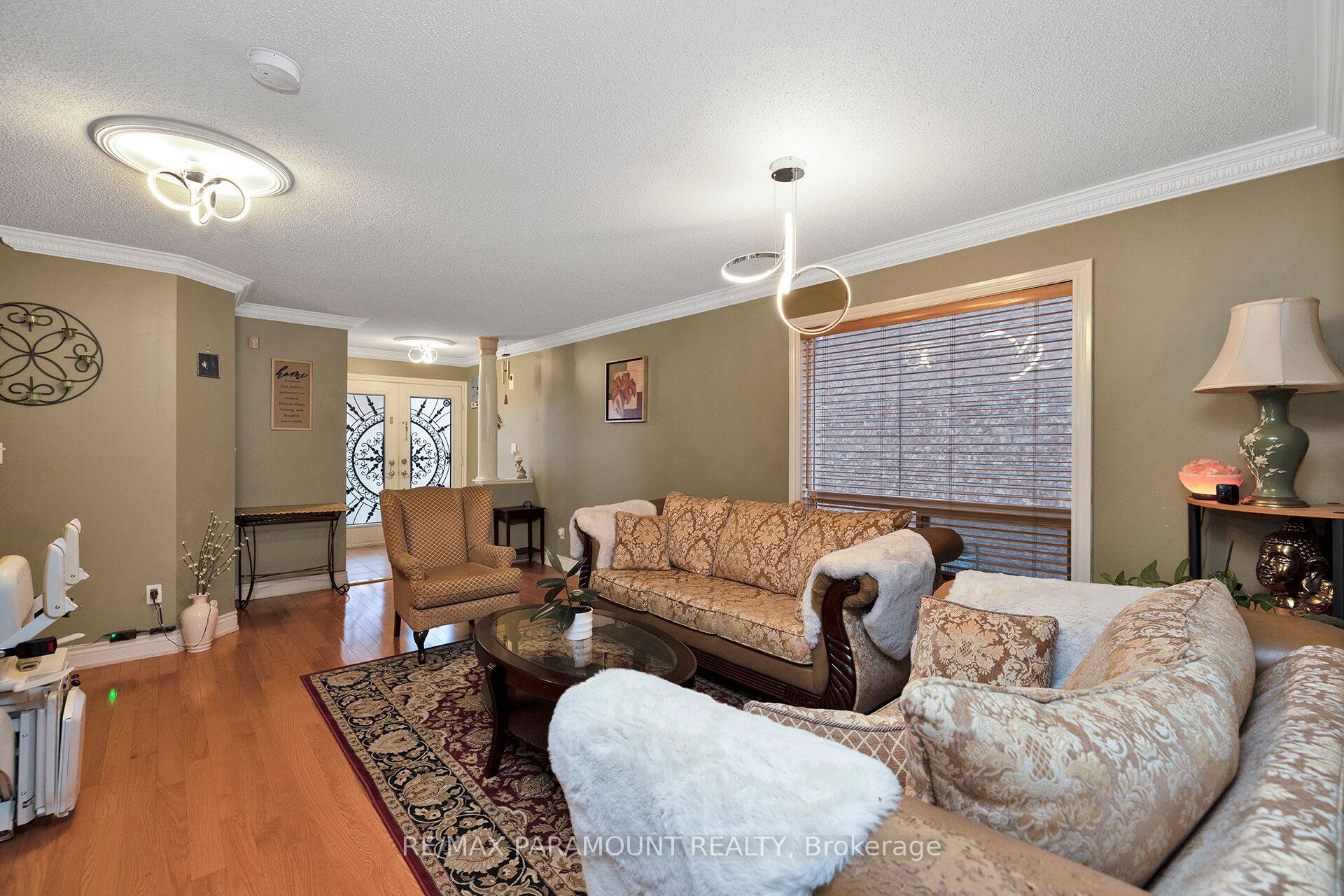 Photo 8 of Unit Upper, 7080 Magistrate Terrace, Mississauga, Meadowvale Village — HOMEH