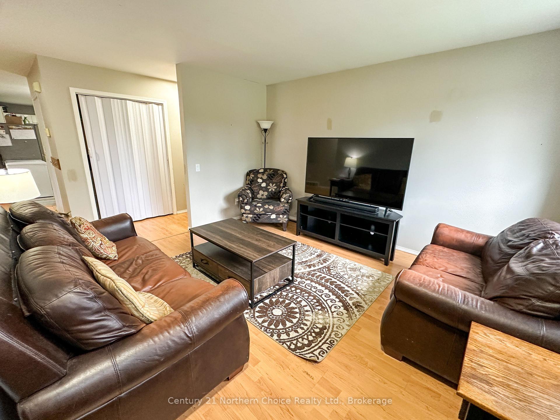 Photo 15 of 6 Oak Street, Ear Falls — HOMEH