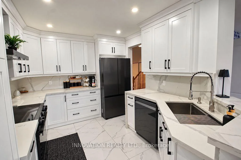 Photo 16 of 24 Crampton Drive, Carleton Place, Carleton Place — HOMEH