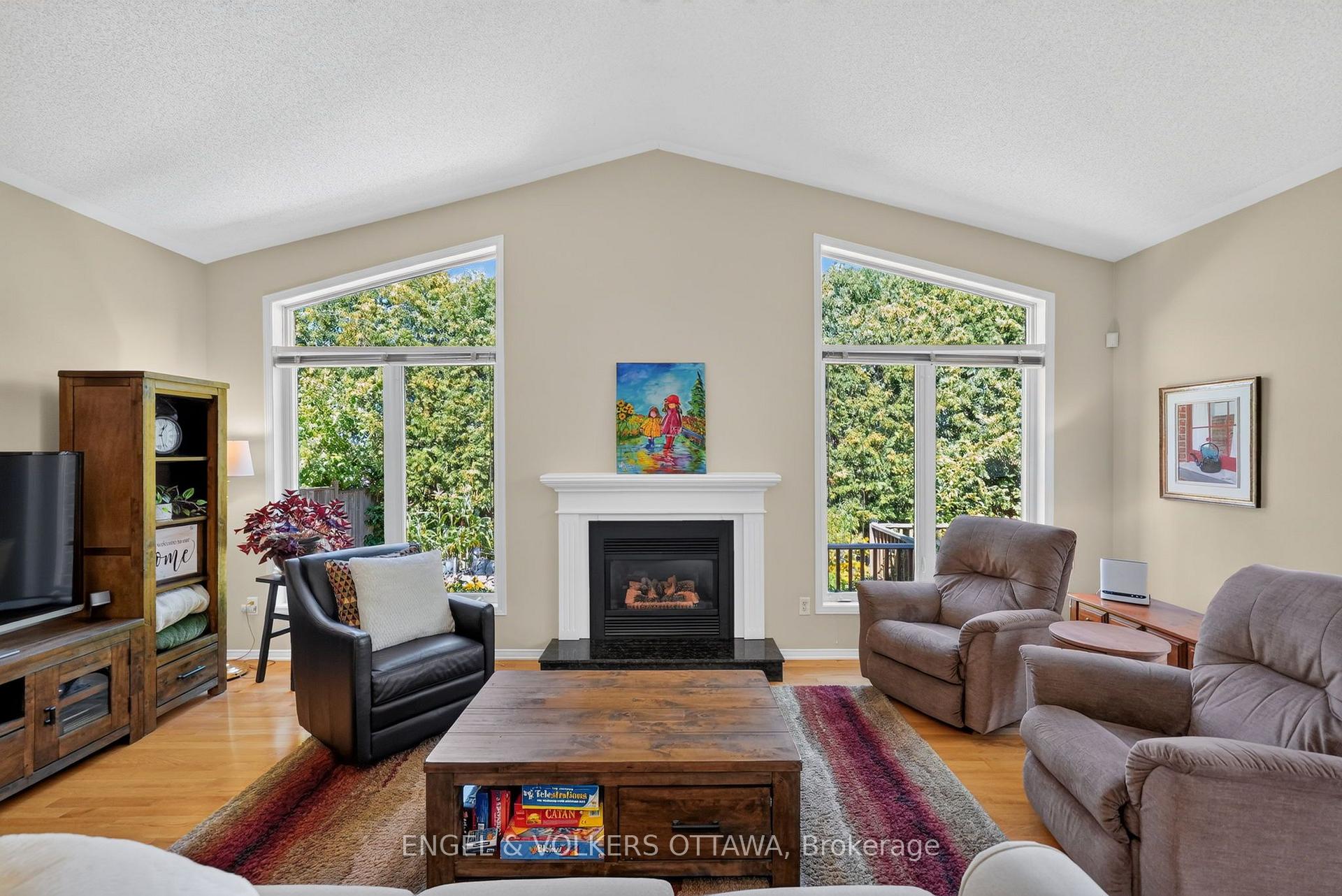 Photo 18 of 2812 Hank Rivers Drive, Ottawa, Upper Hunt Club — HOMEH