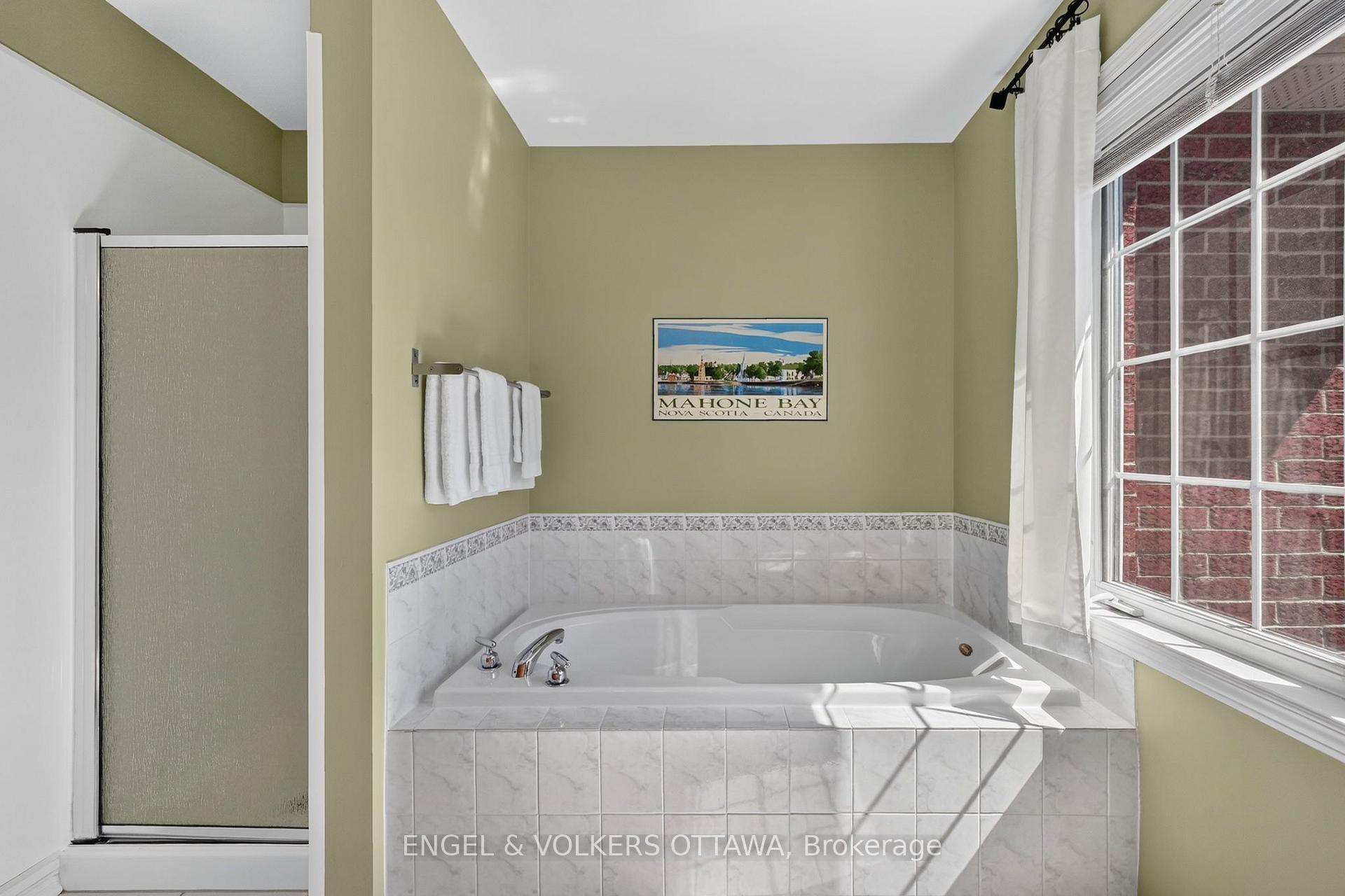 Photo 29 of 2812 Hank Rivers Drive, Ottawa, Upper Hunt Club — HOMEH