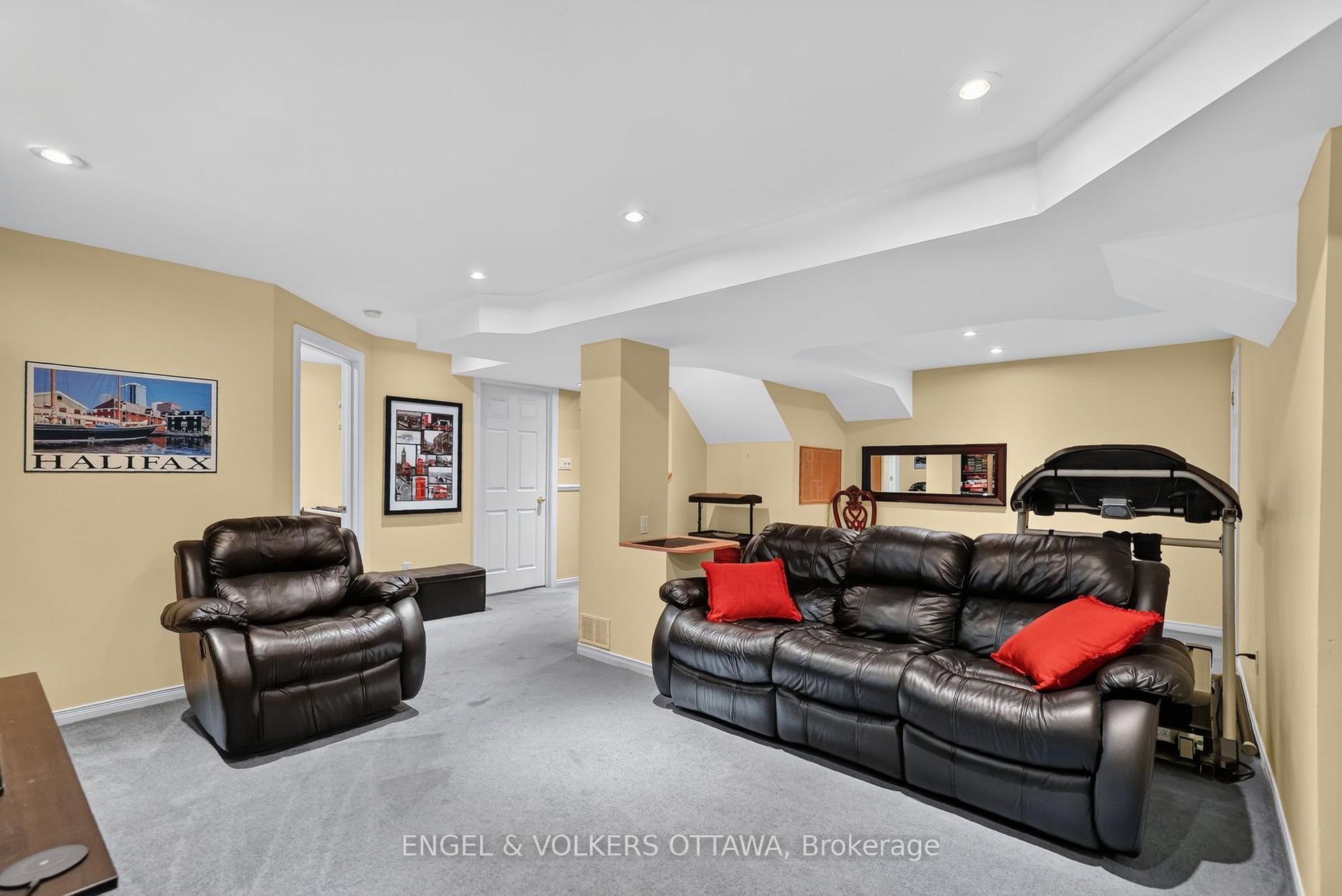 Photo 38 of 2812 Hank Rivers Drive, Ottawa, Upper Hunt Club — HOMEH