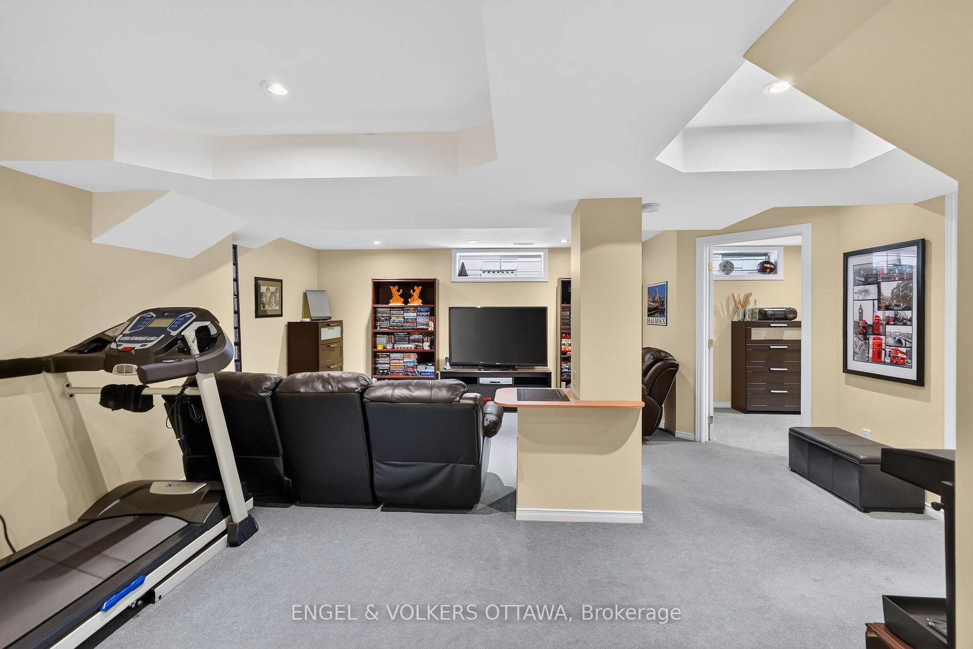 Photo 39 of 2812 Hank Rivers Drive, Ottawa, Upper Hunt Club — HOMEH