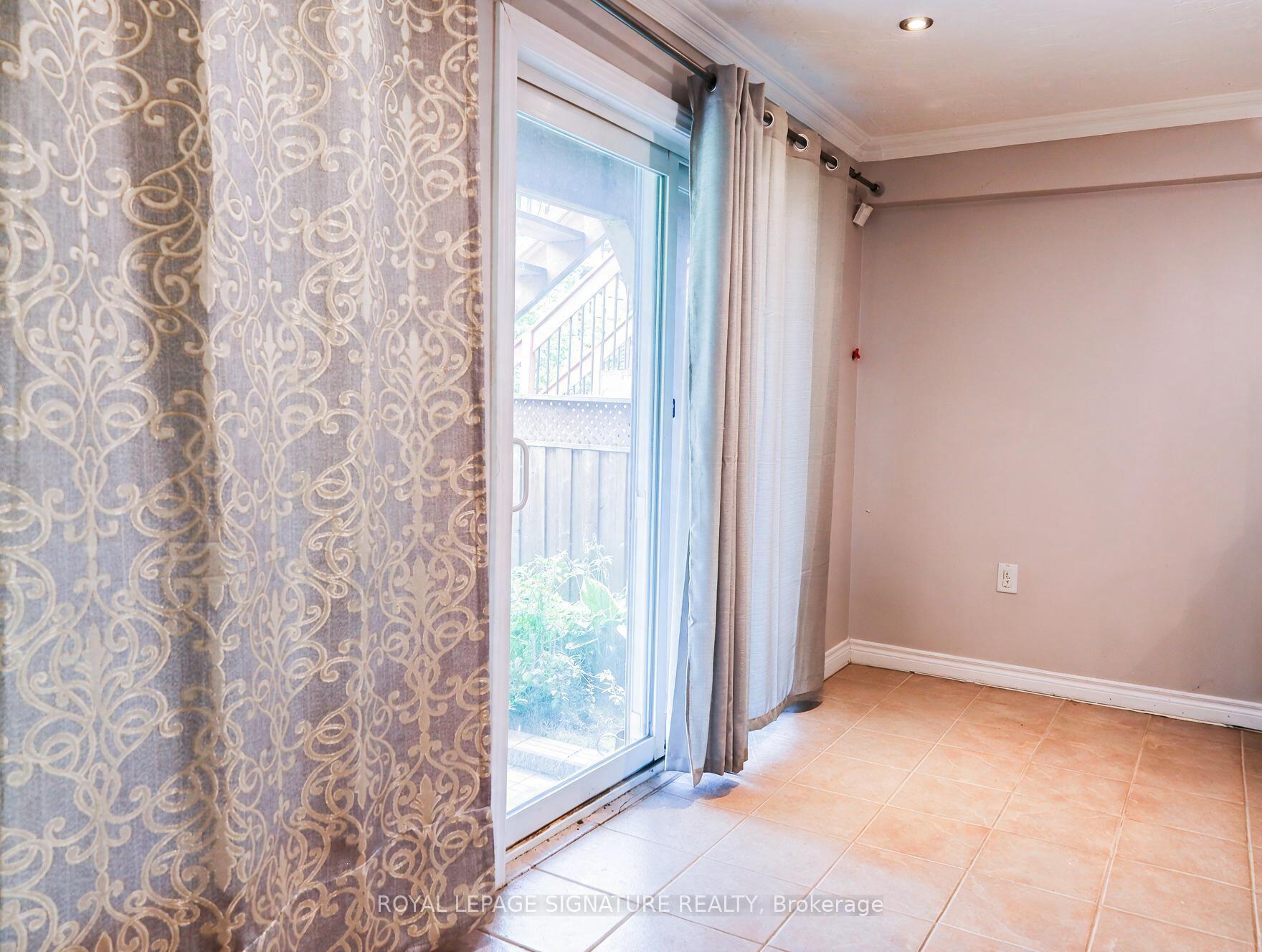 Photo 5 of Unit Basement, 503 Thornhill Woods Drive, Vaughan, Patterson — HOMEH