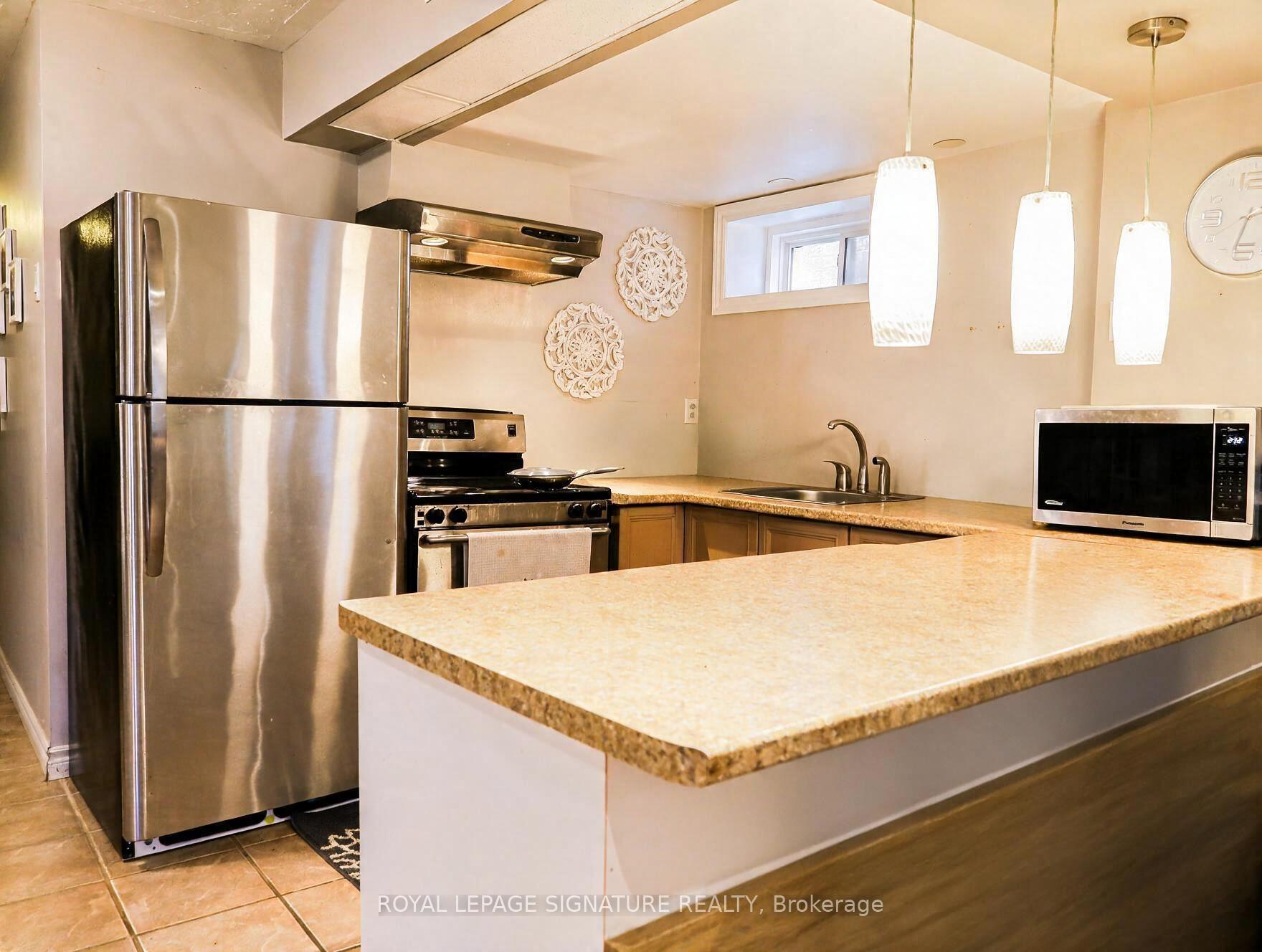 Photo 14 of Unit Basement, 503 Thornhill Woods Drive, Vaughan, Patterson — HOMEH