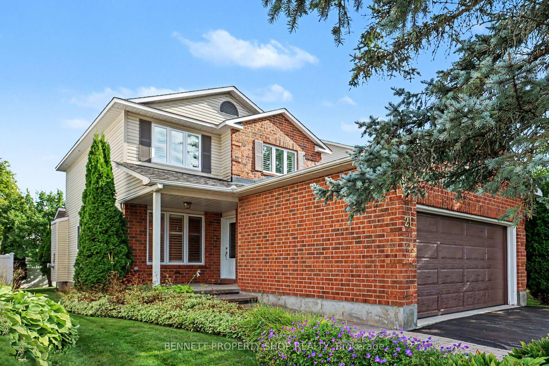 Photo 2 of 21 Stonepath Crescent, Ottawa, Stittsville (Central) — HOMEH