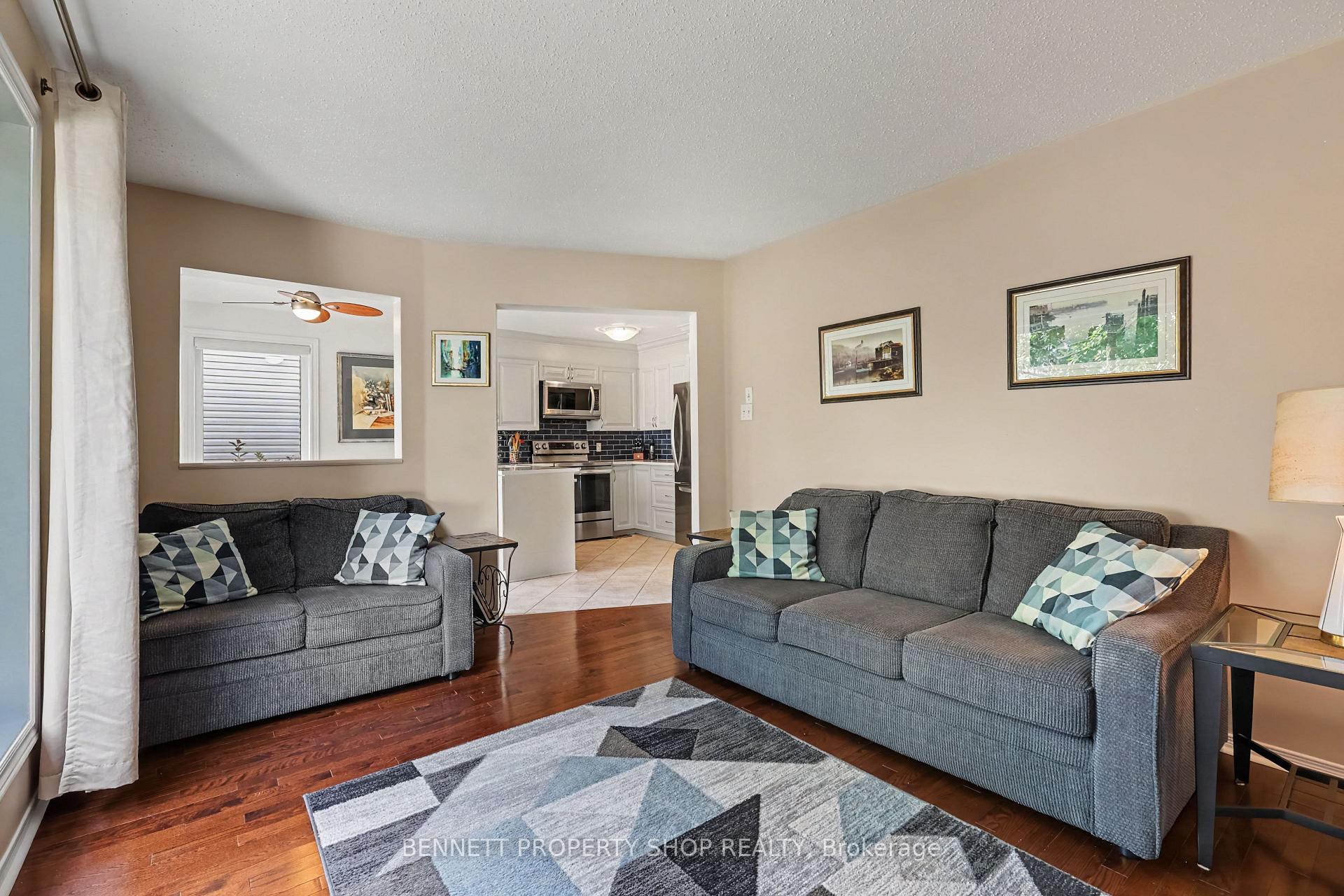 Photo 6 of 21 Stonepath Crescent, Ottawa, Stittsville (Central) — HOMEH
