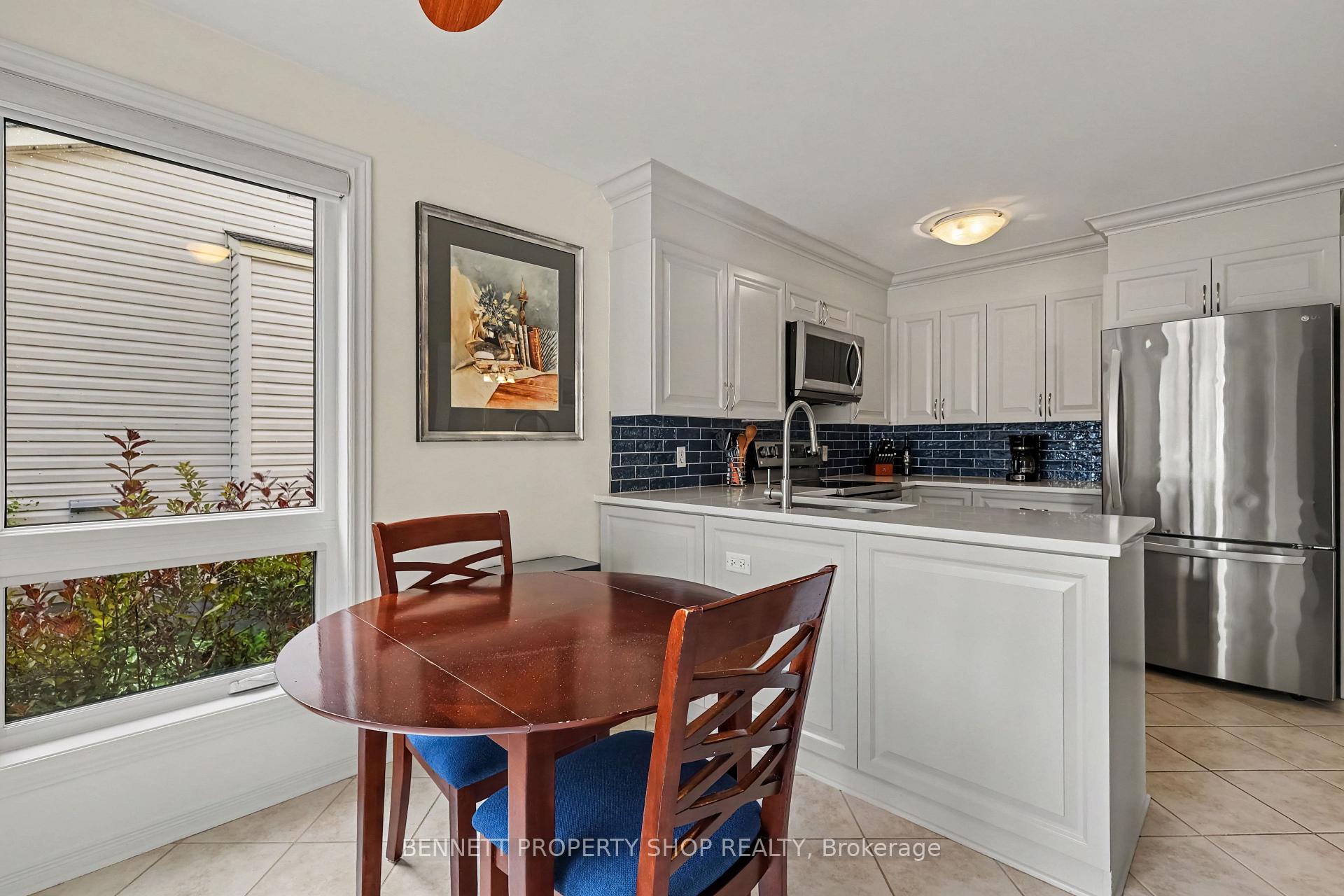Photo 8 of 21 Stonepath Crescent, Ottawa, Stittsville (Central) — HOMEH