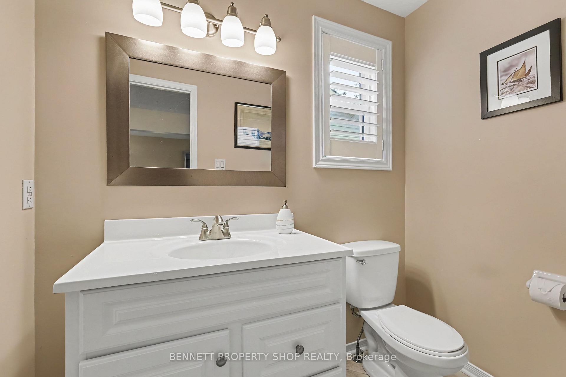 Photo 10 of 21 Stonepath Crescent, Ottawa, Stittsville (Central) — HOMEH