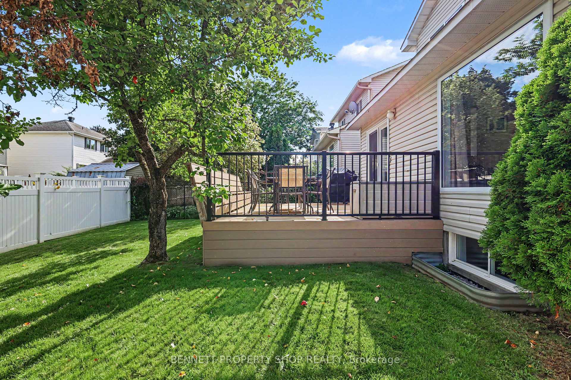 Photo 23 of 21 Stonepath Crescent, Ottawa, Stittsville (Central) — HOMEH