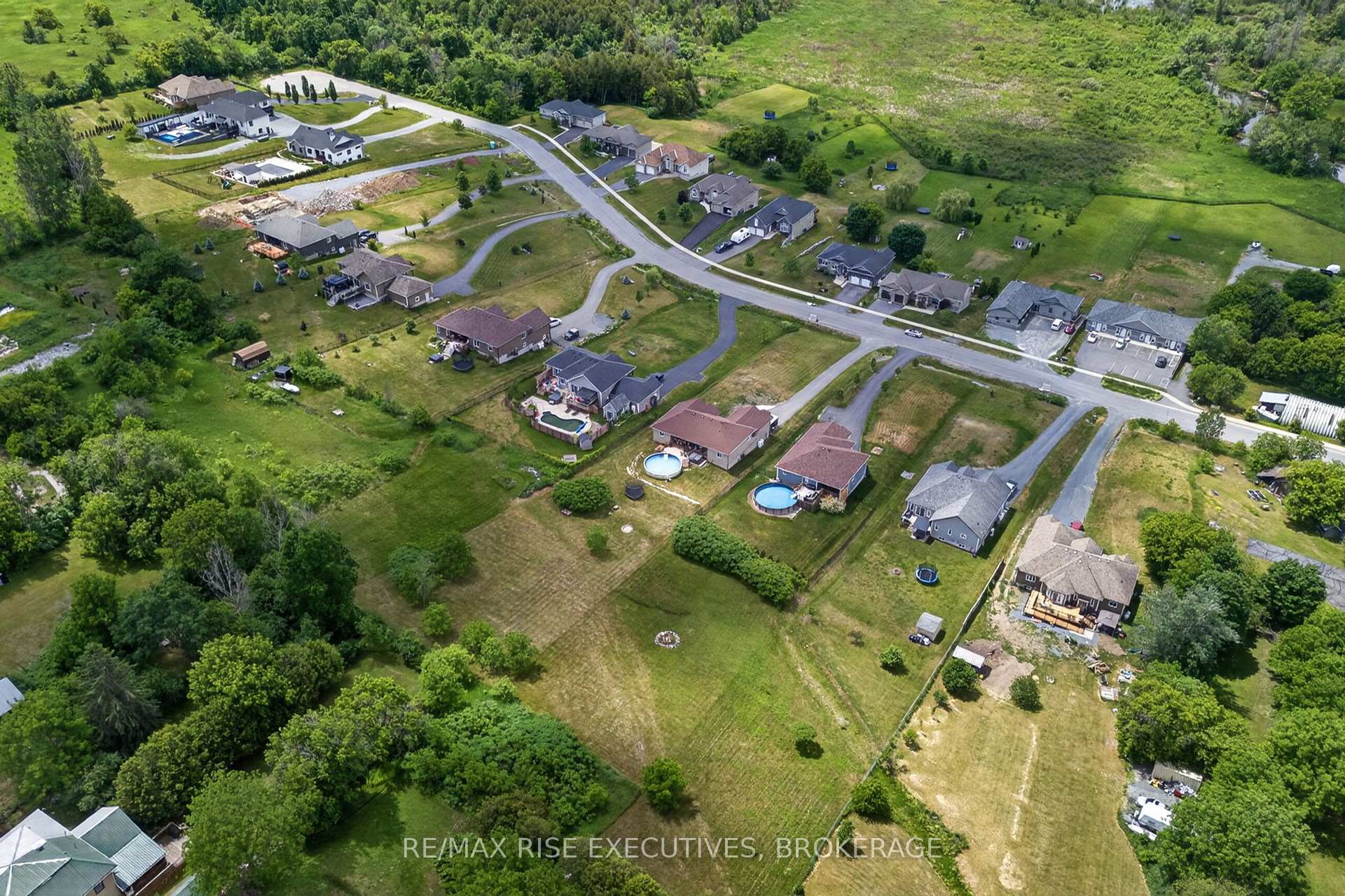 Photo 41 of 131 Morgan Drive, Frontenac, Frontenac South — HOMEH