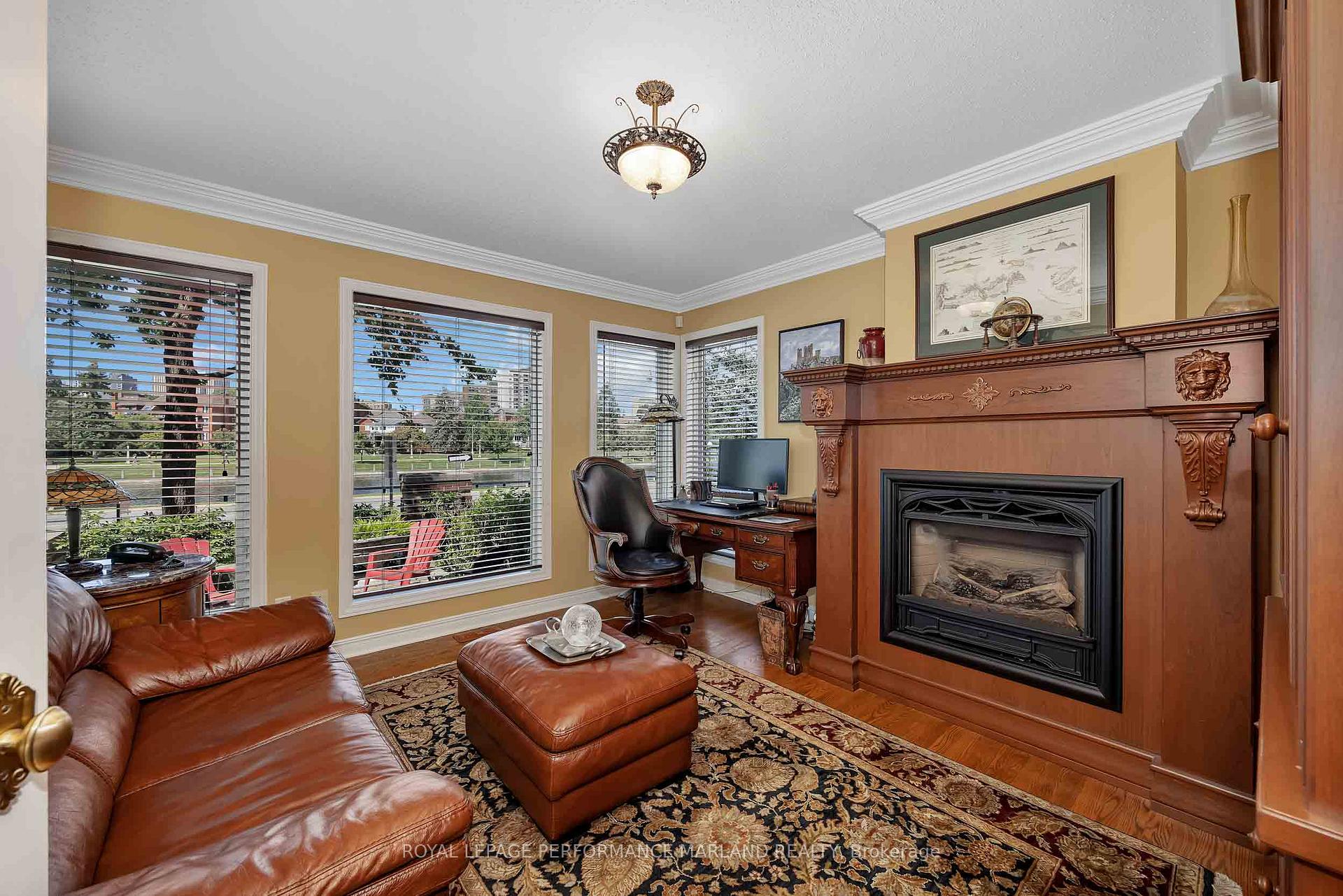 Photo 4 of 69 Echo Drive, Ottawa, Ottawa East — HOMEH