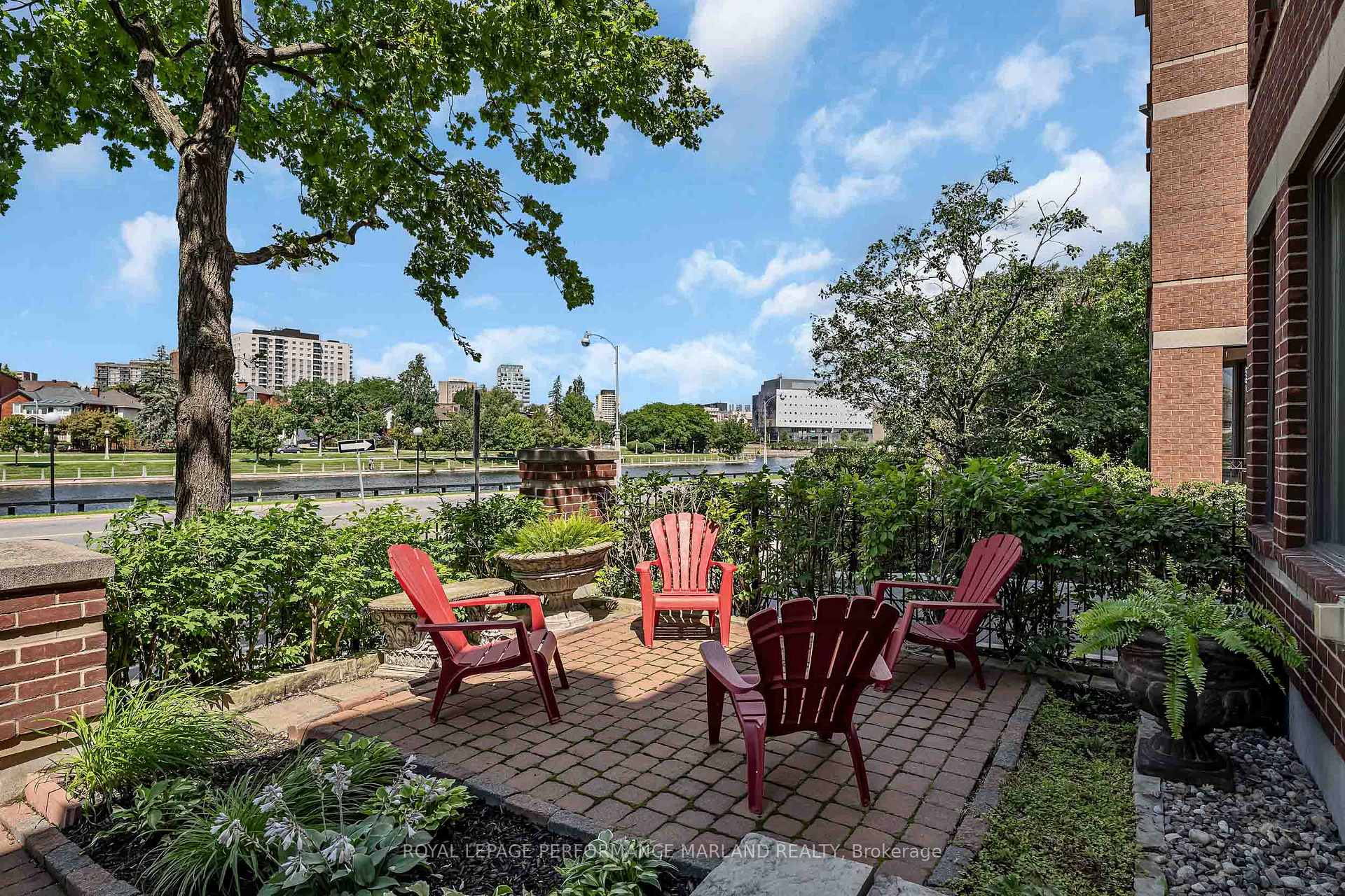 Photo 32 of 69 Echo Drive, Ottawa, Ottawa East — HOMEH