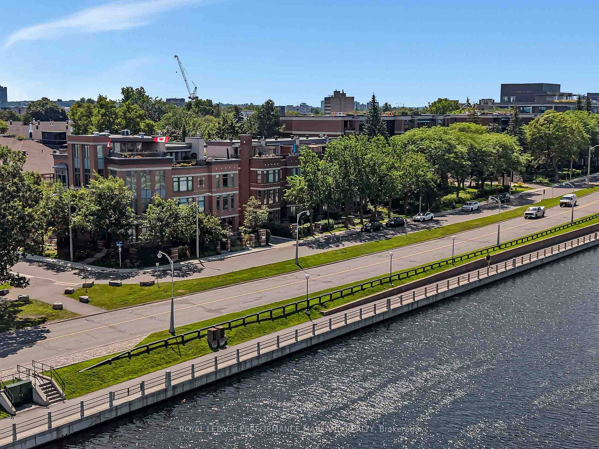 Photo 36 of 69 Echo Drive, Ottawa, Ottawa East — HOMEH