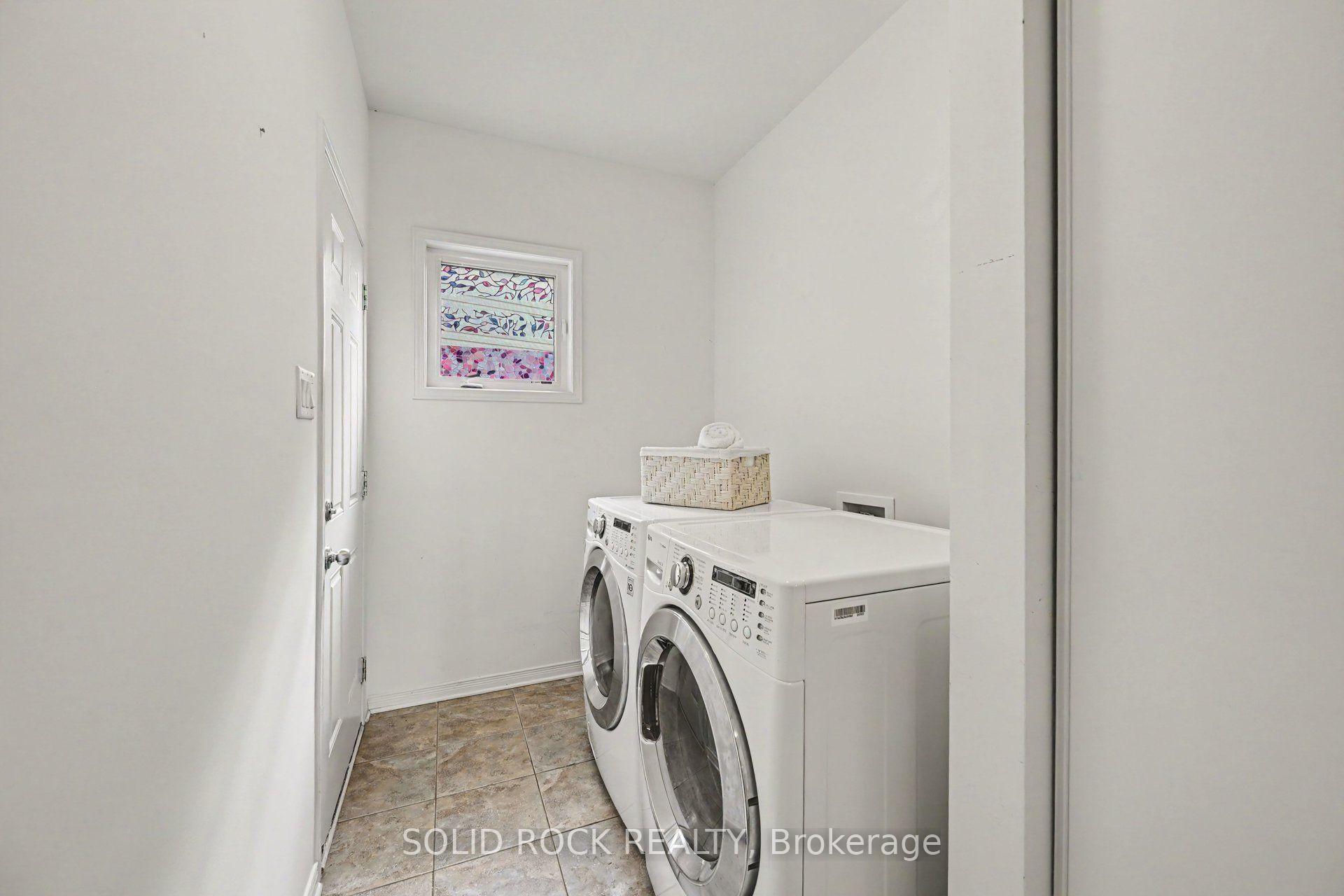 Photo 18 of 111 Leo Moskos Street, Arnprior, Arnprior — HOMEH
