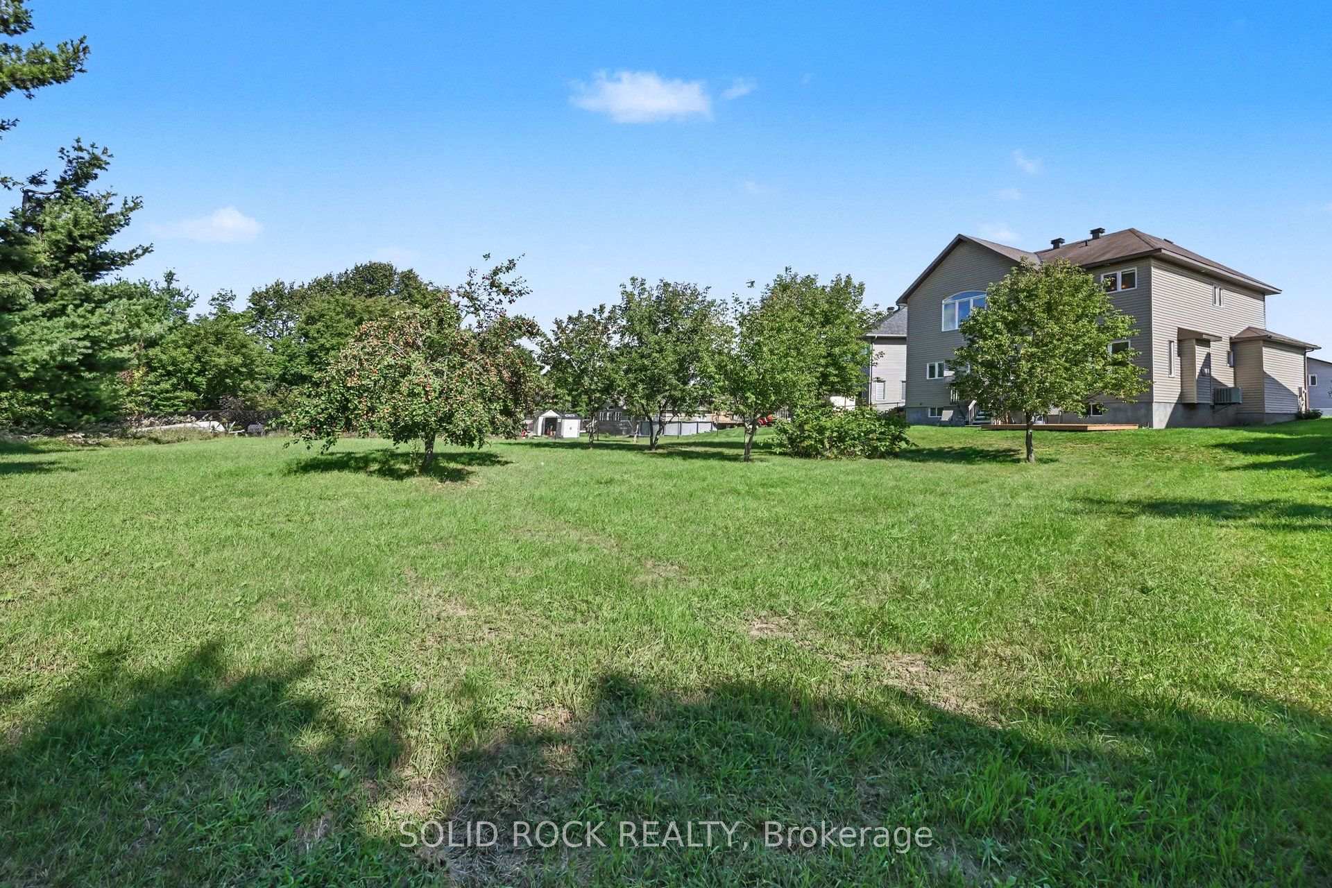 Photo 40 of 111 Leo Moskos Street, Arnprior, Arnprior — HOMEH