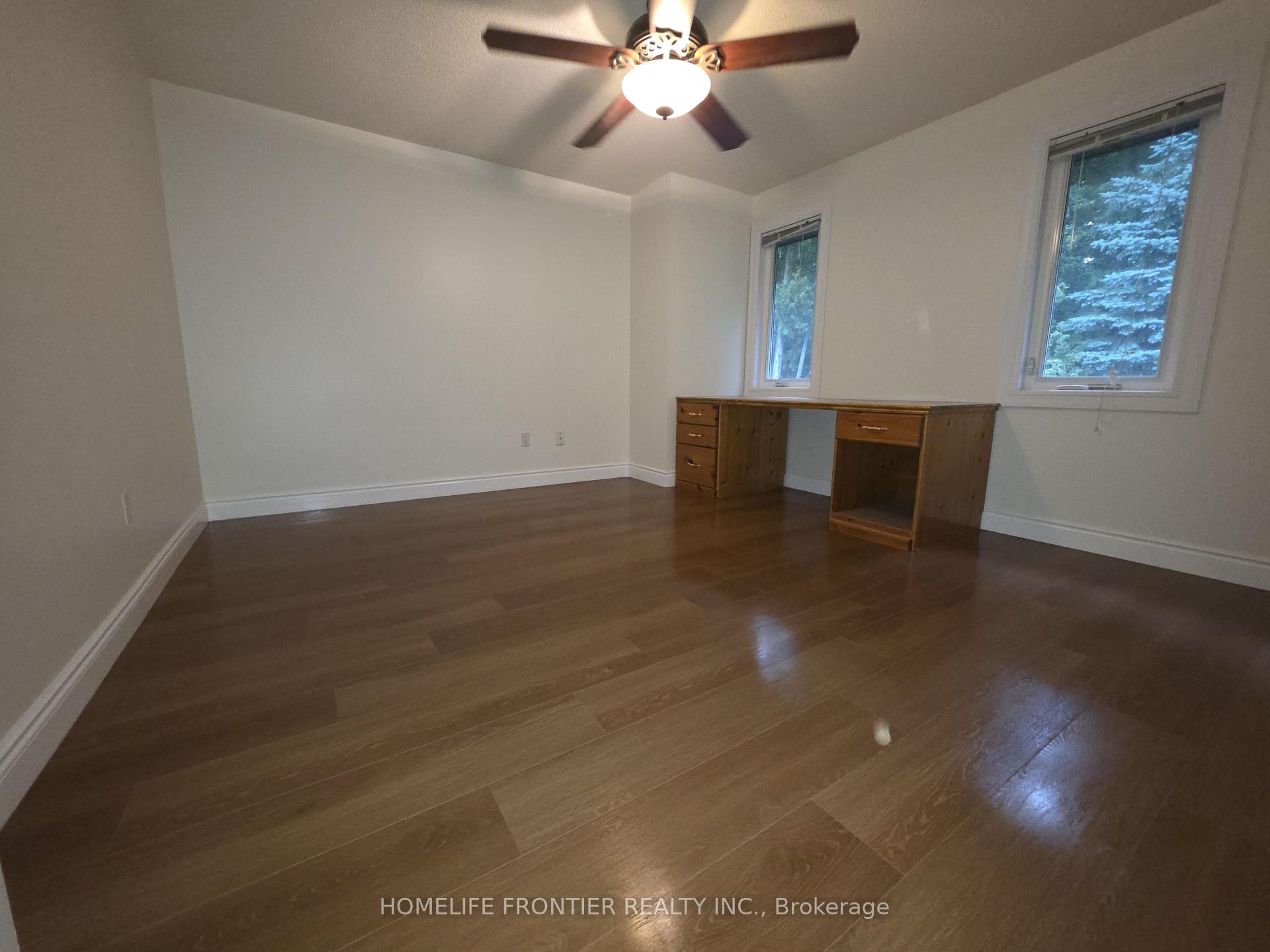 Photo 11 of 367 Herridge Circle, Newmarket, Huron Heights-Leslie Valley — HOMEH