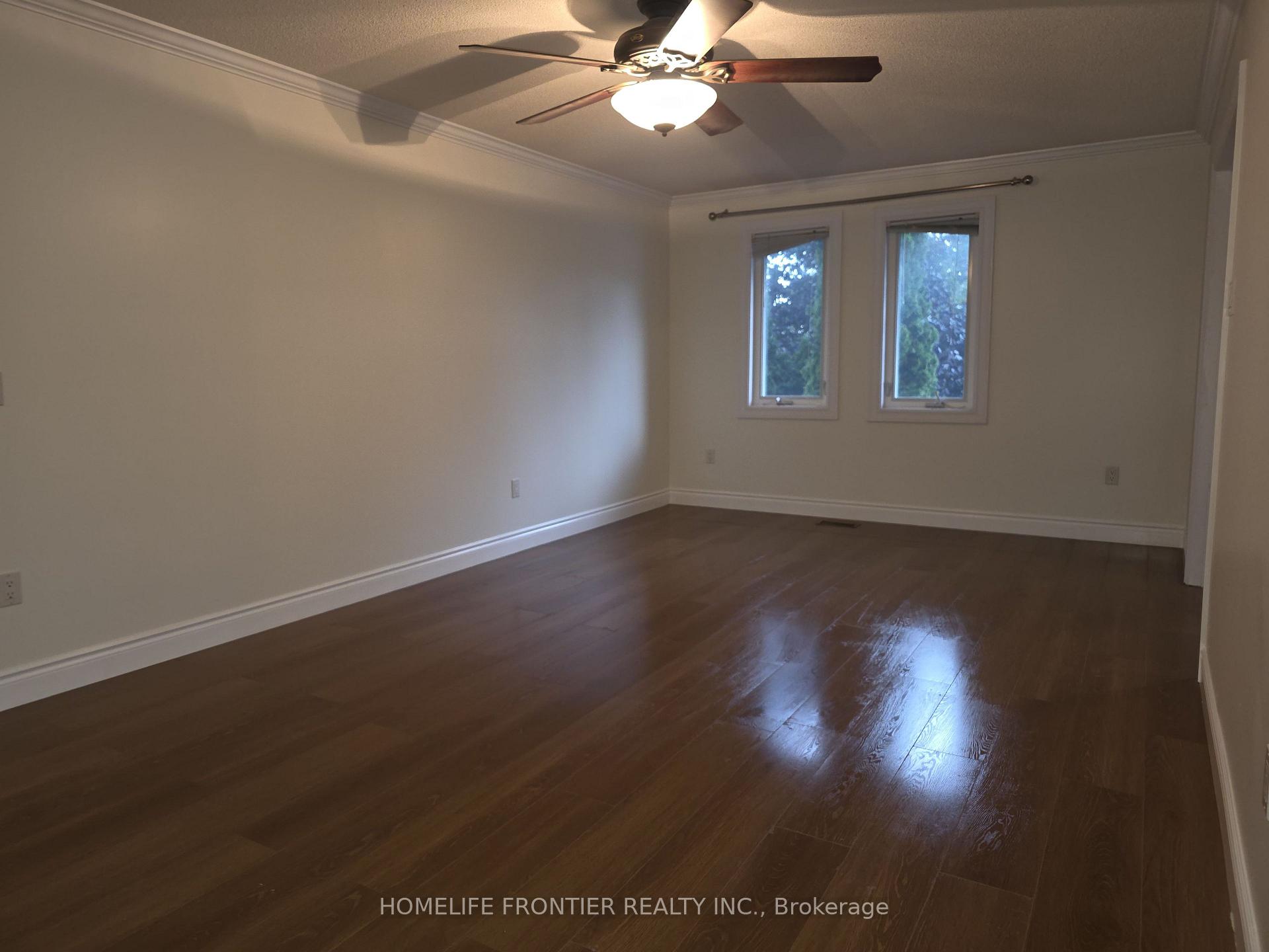 Photo 18 of 367 Herridge Circle, Newmarket, Huron Heights-Leslie Valley — HOMEH
