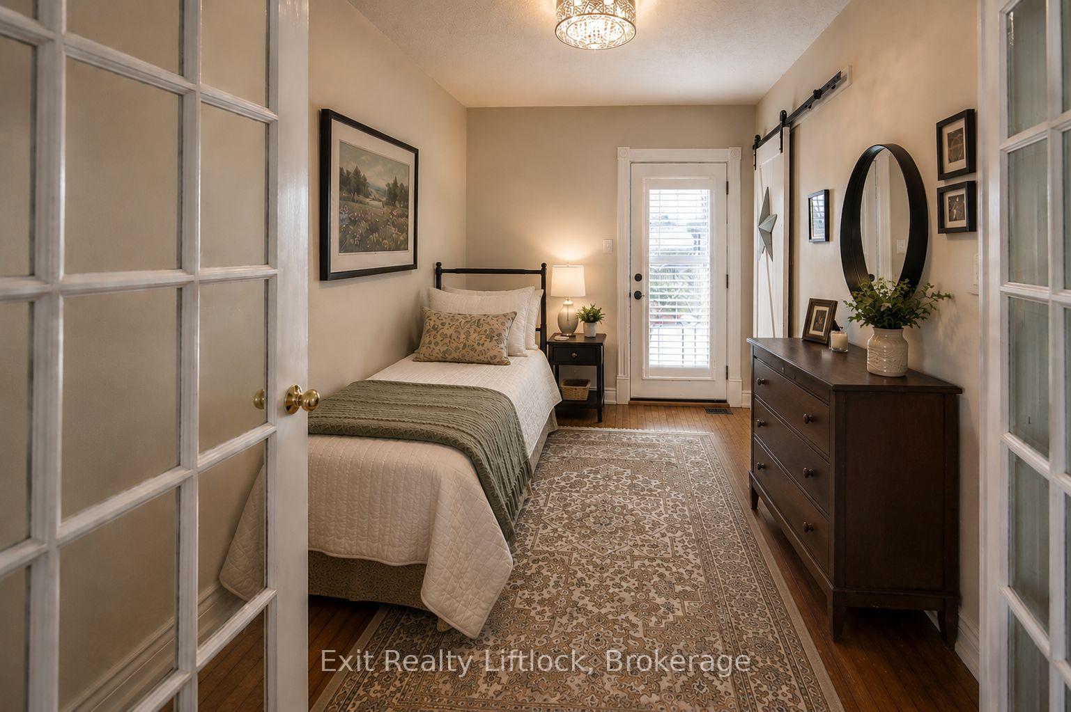 Photo 9 of 521 Mckellar Street, Peterborough, Otonabee Ward 1 — HOMEH