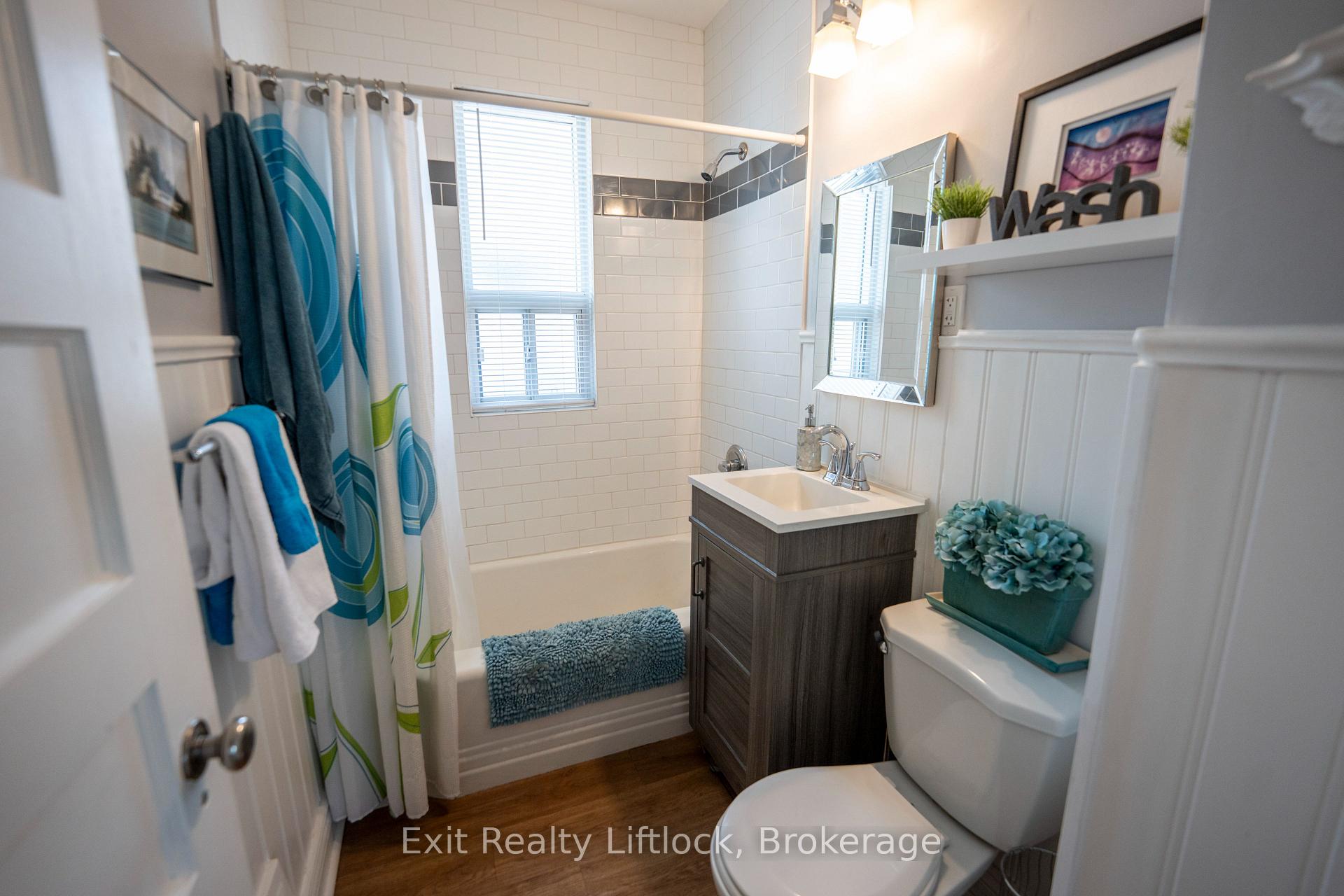 Photo 11 of 521 Mckellar Street, Peterborough, Otonabee Ward 1 — HOMEH