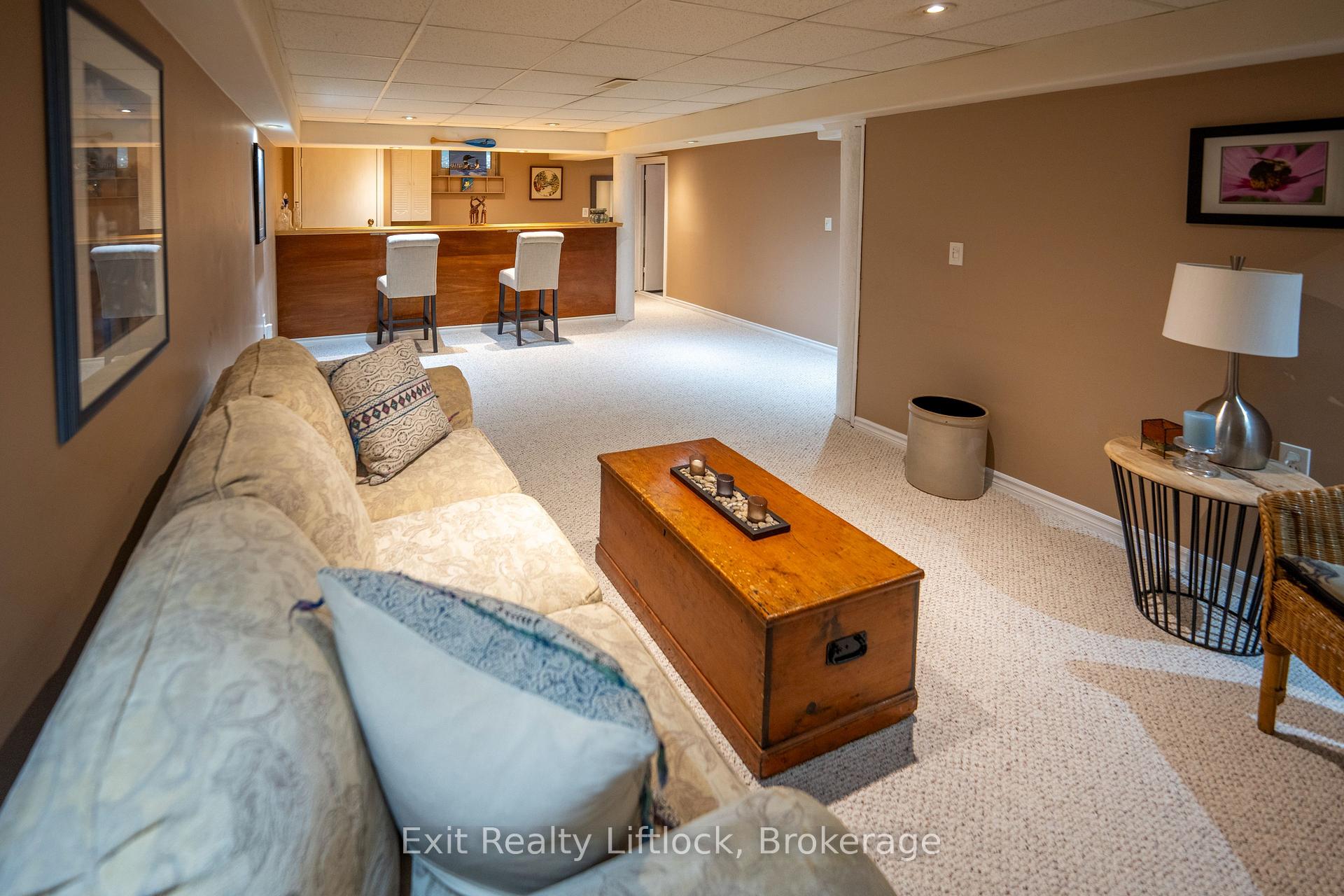 Photo 12 of 521 Mckellar Street, Peterborough, Otonabee Ward 1 — HOMEH