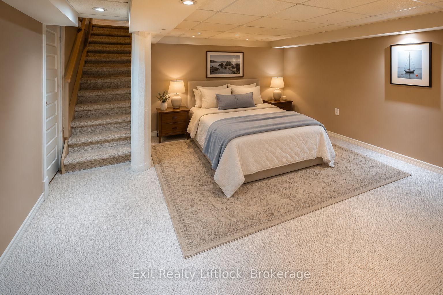 Photo 14 of 521 Mckellar Street, Peterborough, Otonabee Ward 1 — HOMEH