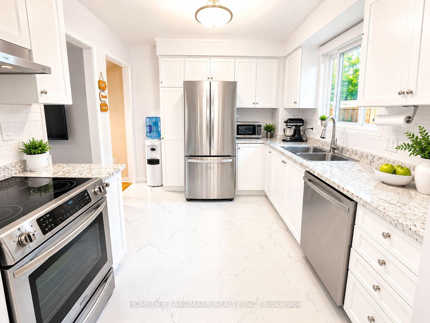 Photo 2 of 39 Elma Street, St. Catharines, Lakeport — HOMEH