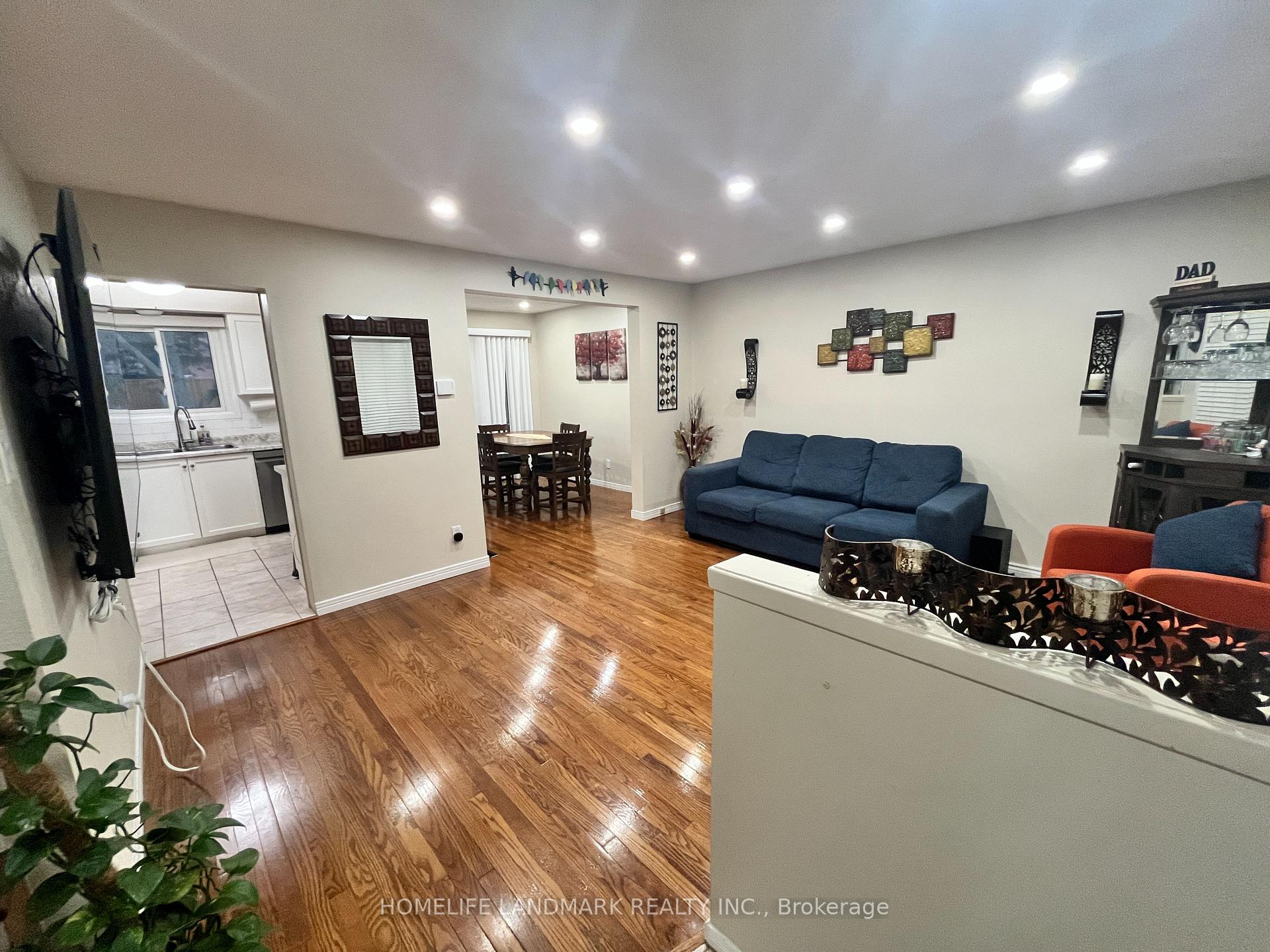 Photo 3 of 39 Elma Street, St. Catharines, Lakeport — HOMEH