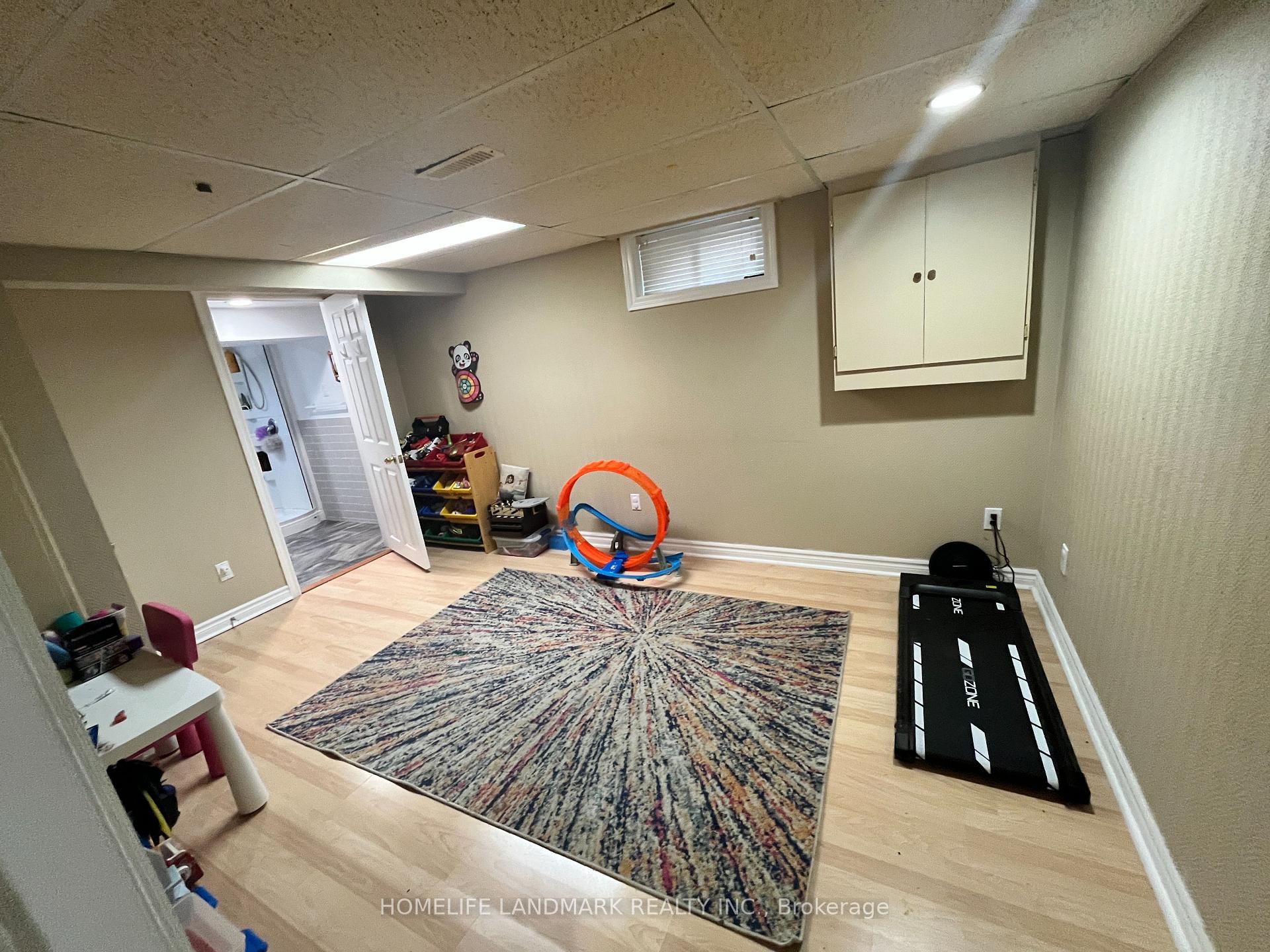 Photo 11 of 39 Elma Street, St. Catharines, Lakeport — HOMEH