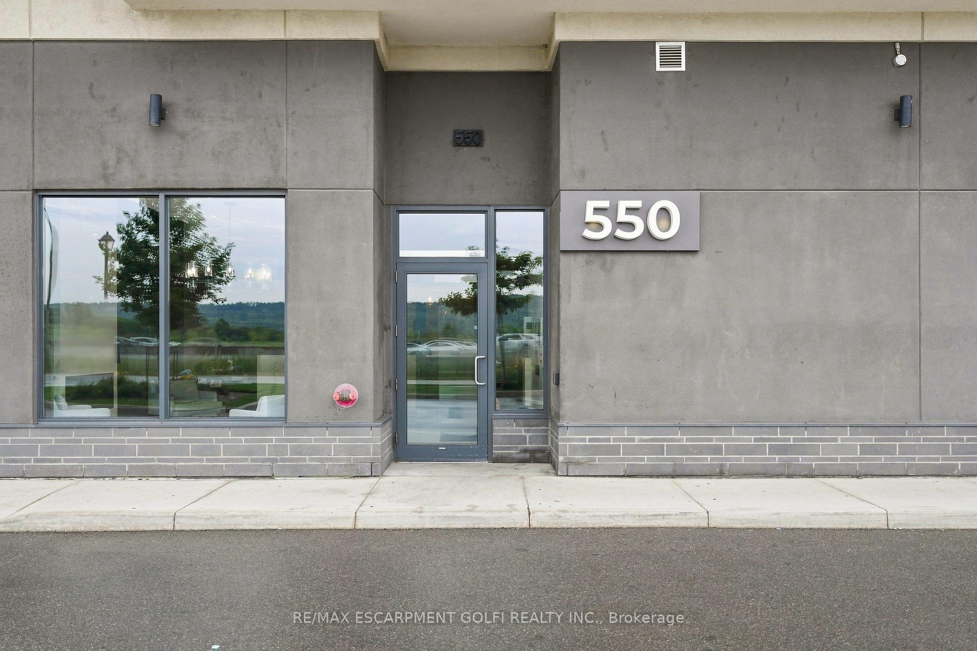 Photo 7 of Unit 607, 550 North Service Road, Grimsby, Grimsby Beach — HOMEH