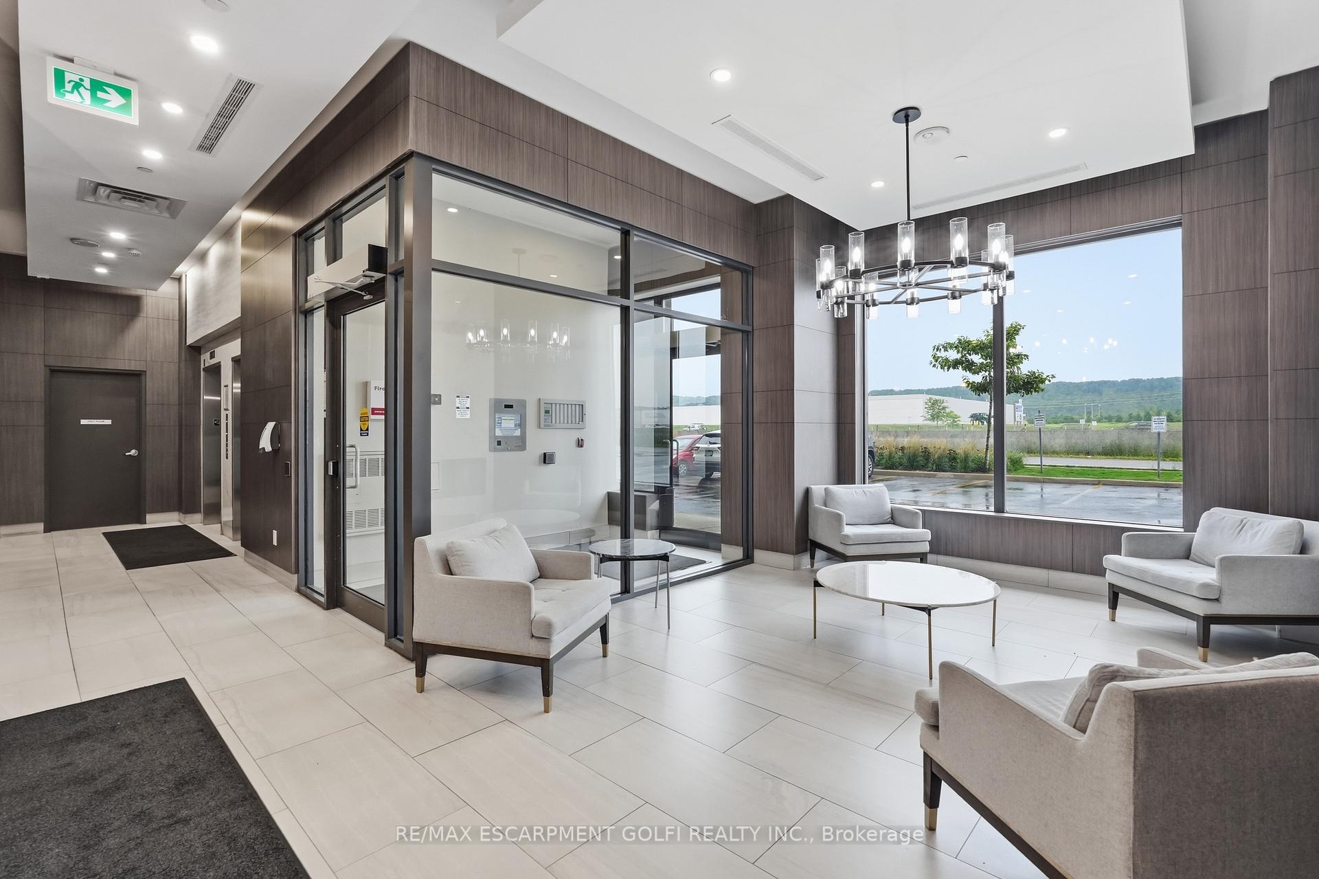 Photo 9 of Unit 607, 550 North Service Road, Grimsby, Grimsby Beach — HOMEH