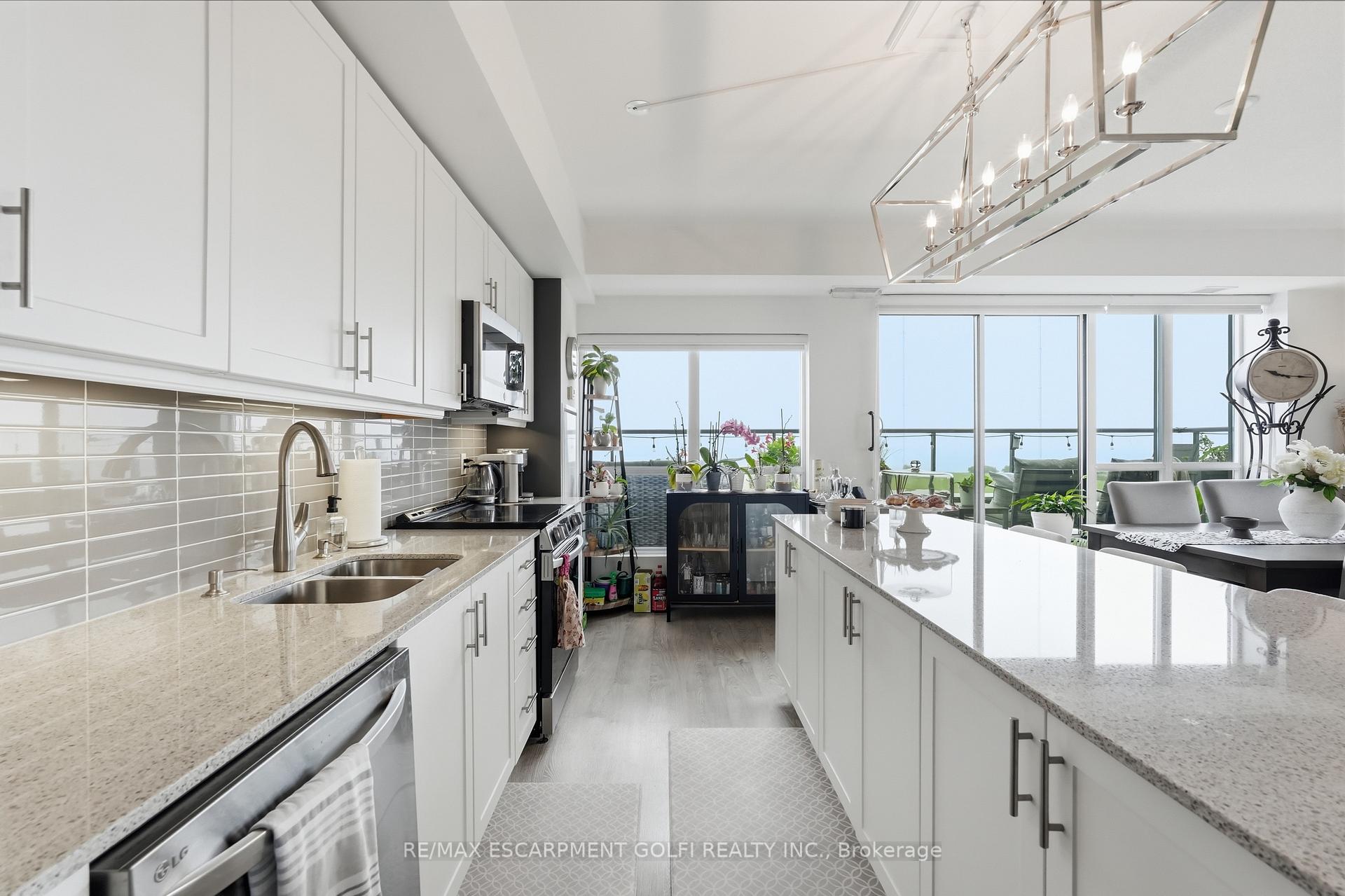 Photo 25 of Unit 607, 550 North Service Road, Grimsby, Grimsby Beach — HOMEH