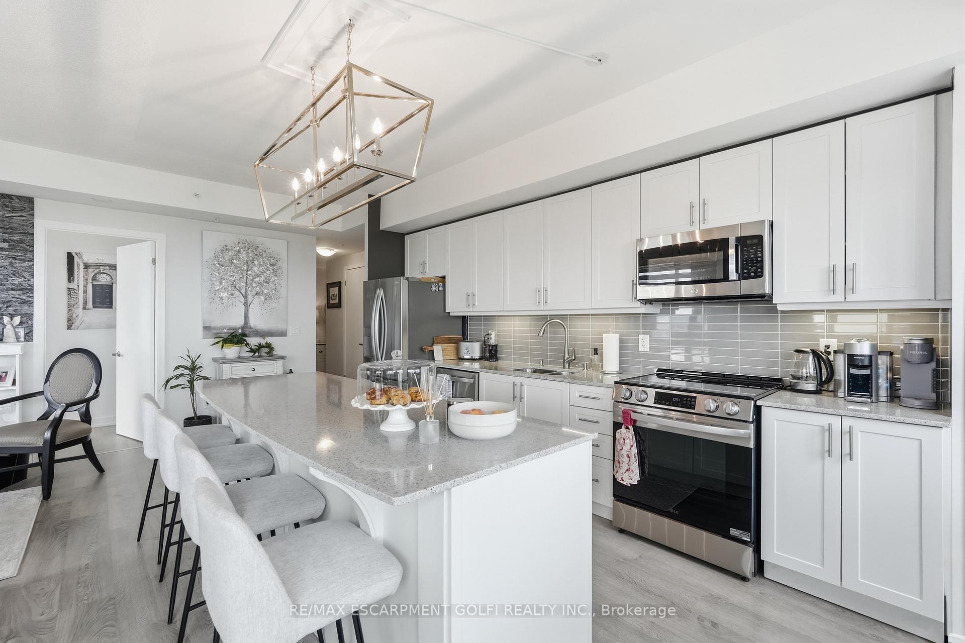 Photo 27 of Unit 607, 550 North Service Road, Grimsby, Grimsby Beach — HOMEH