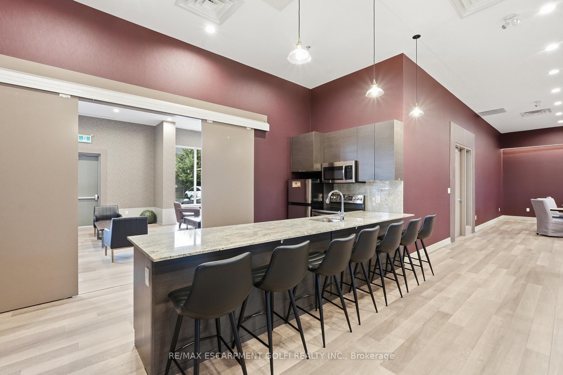 Photo 62 of Unit 607, 550 North Service Road, Grimsby, Grimsby Beach — HOMEH